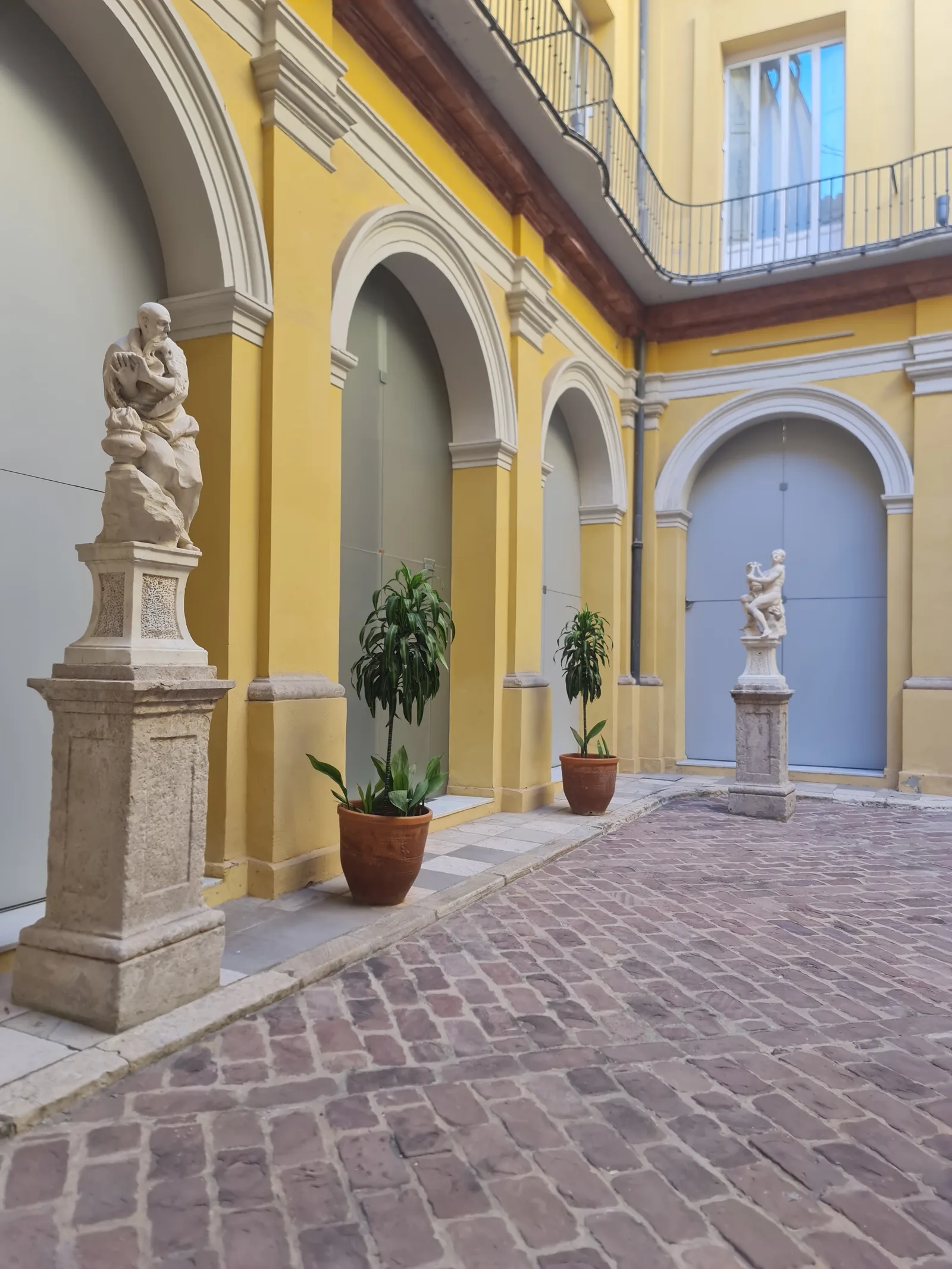 Interior at Palacio del Marqués de Campo Valencia — travel photo