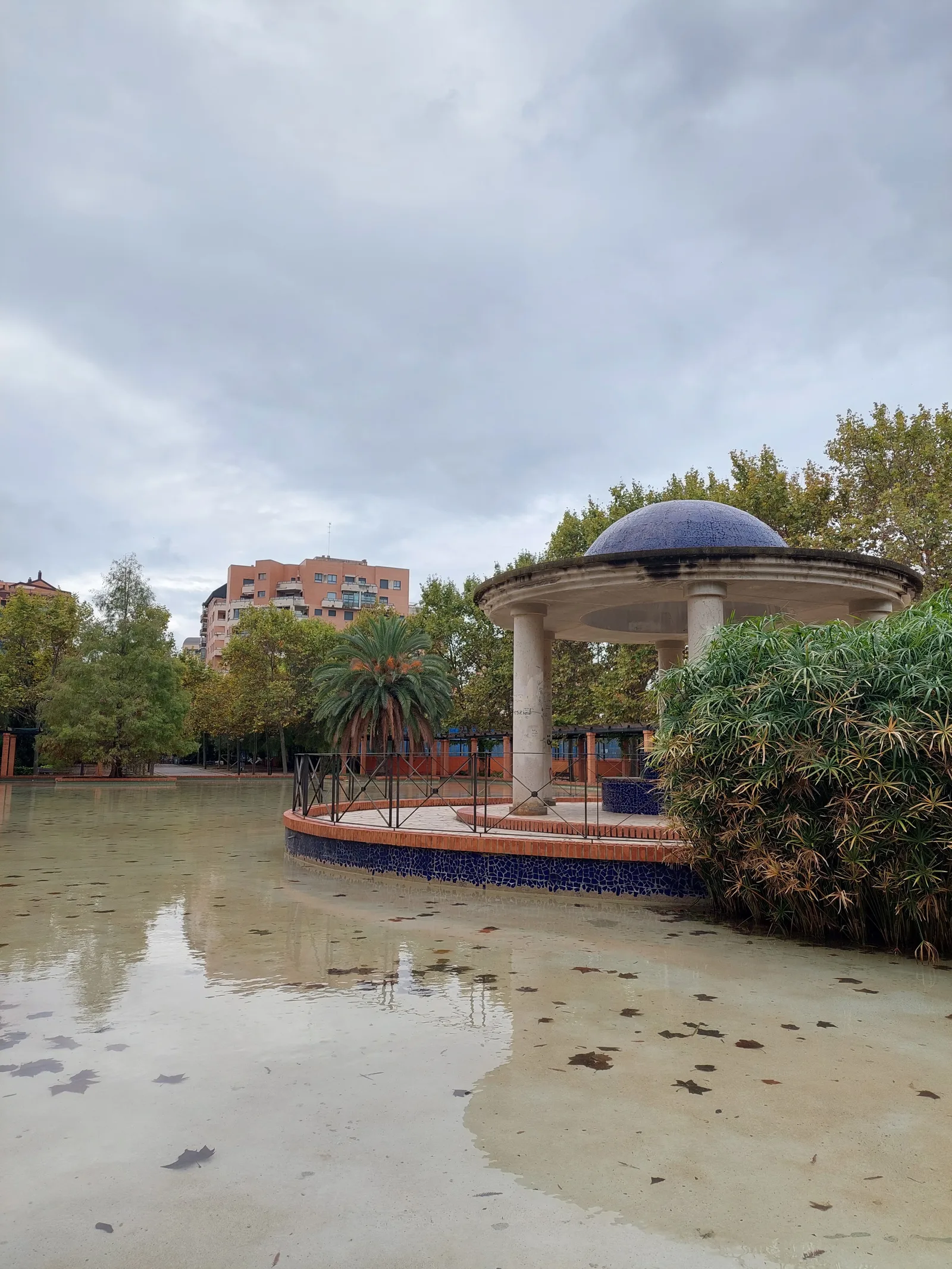 Interior at Parque Orriols Valencia — travel photo