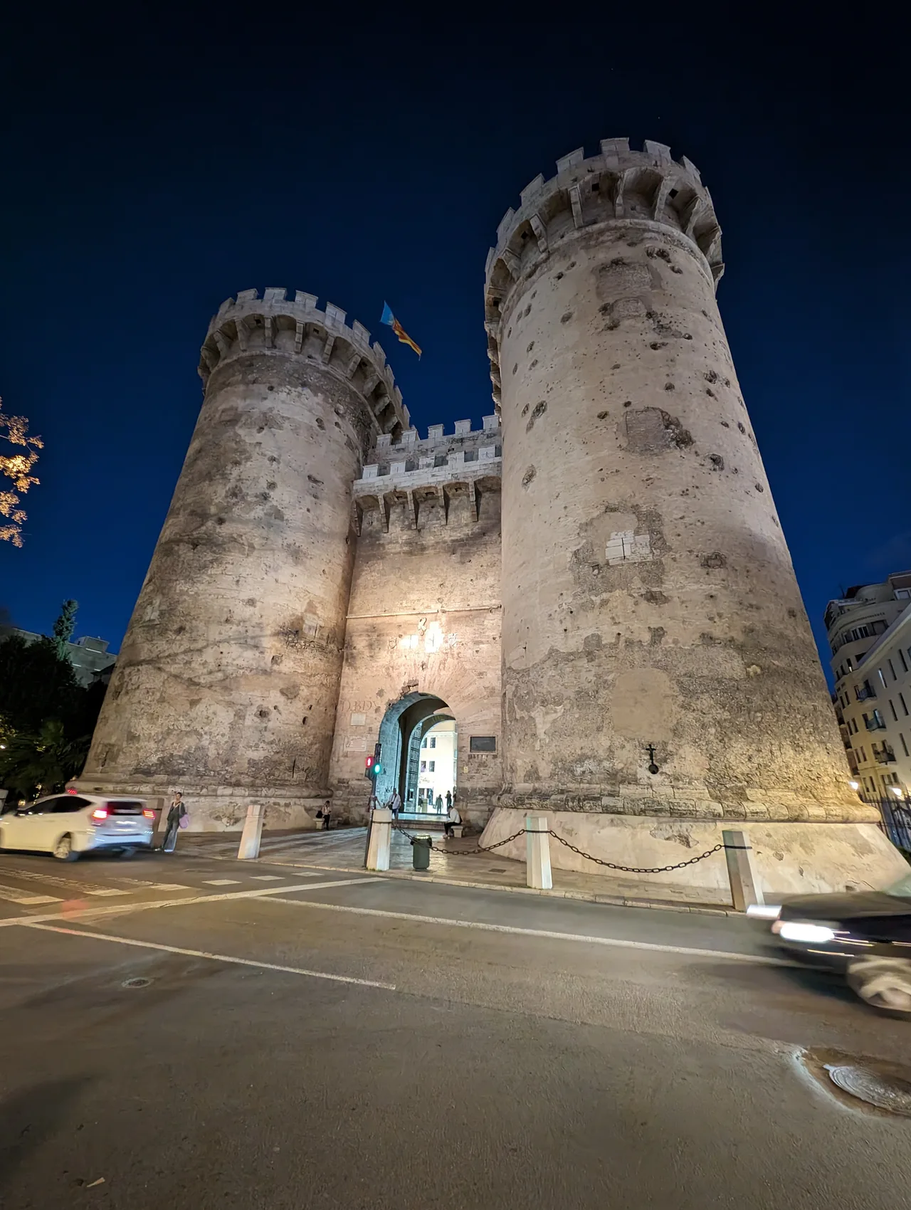 Quart Towers — budget guide Valencia