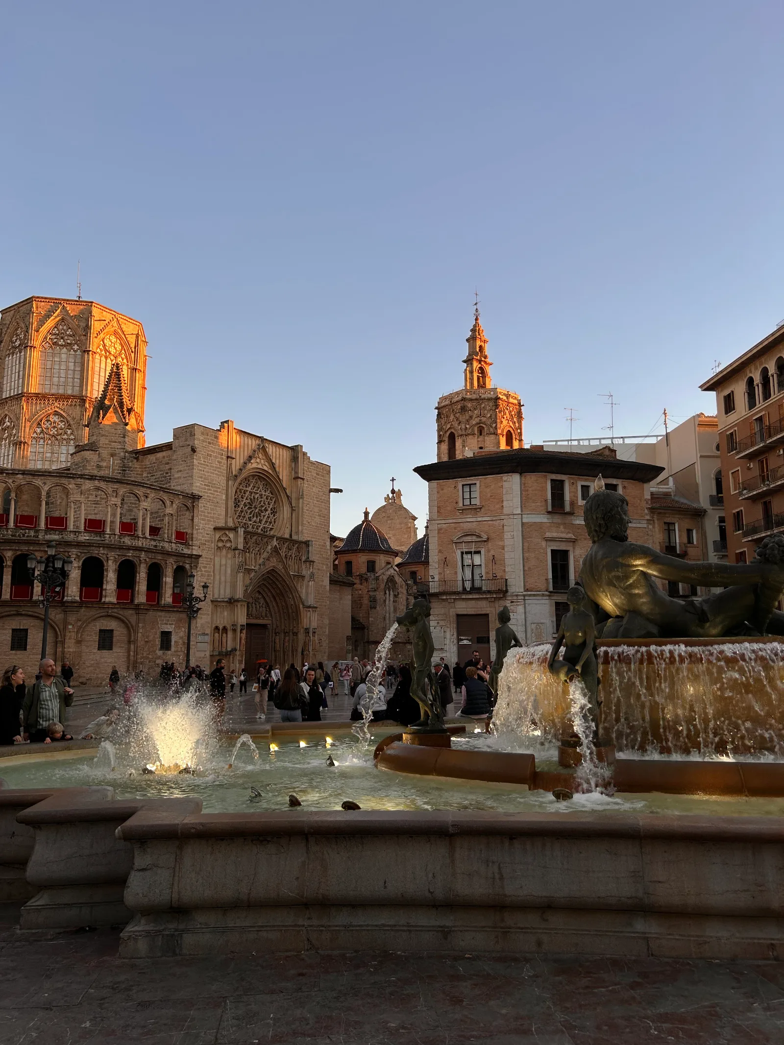 Interior at Valencia Cathedral Valencia — travel photo