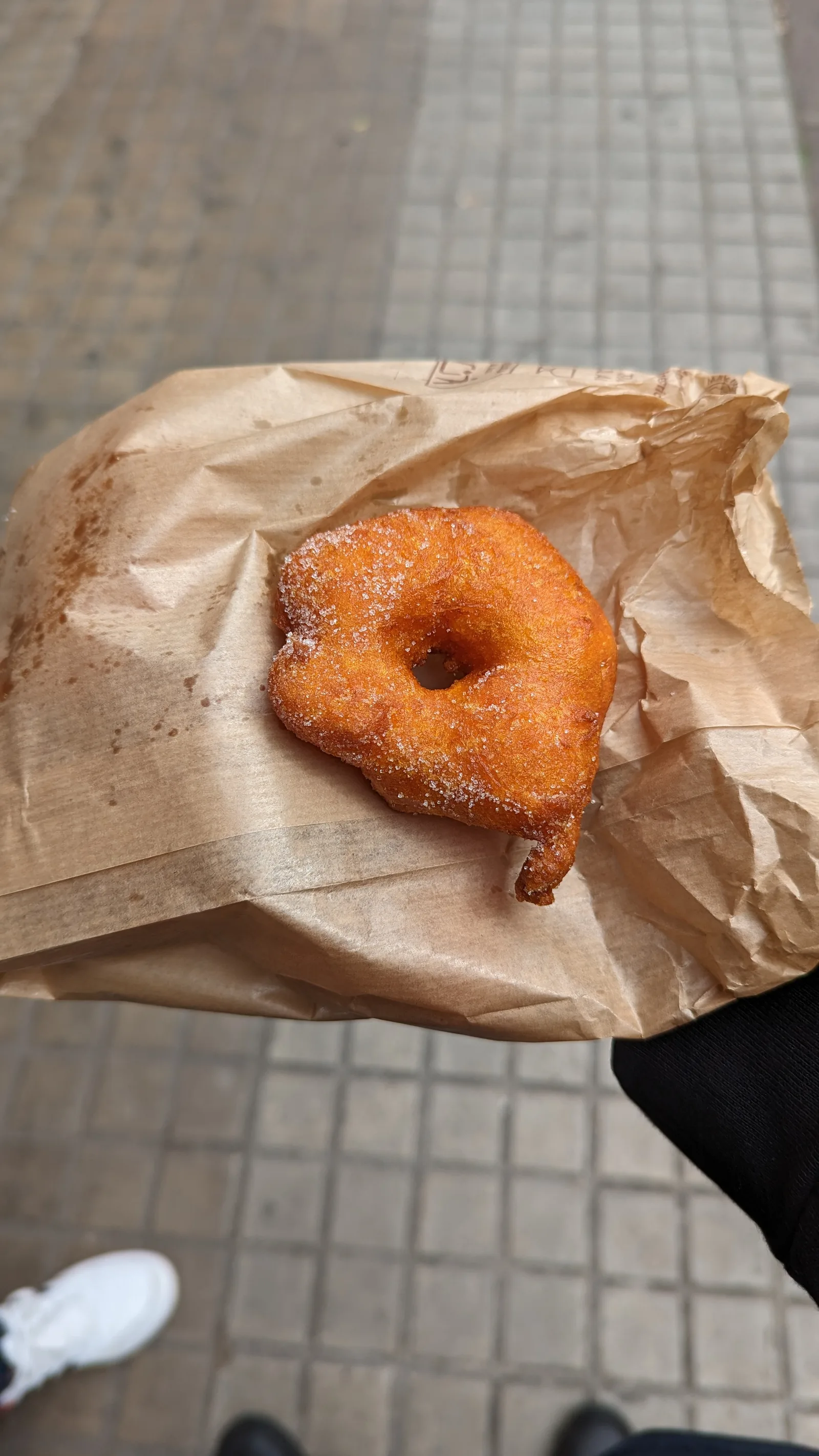 Details at Vicente Raimundo bakery Valencia — travel photo