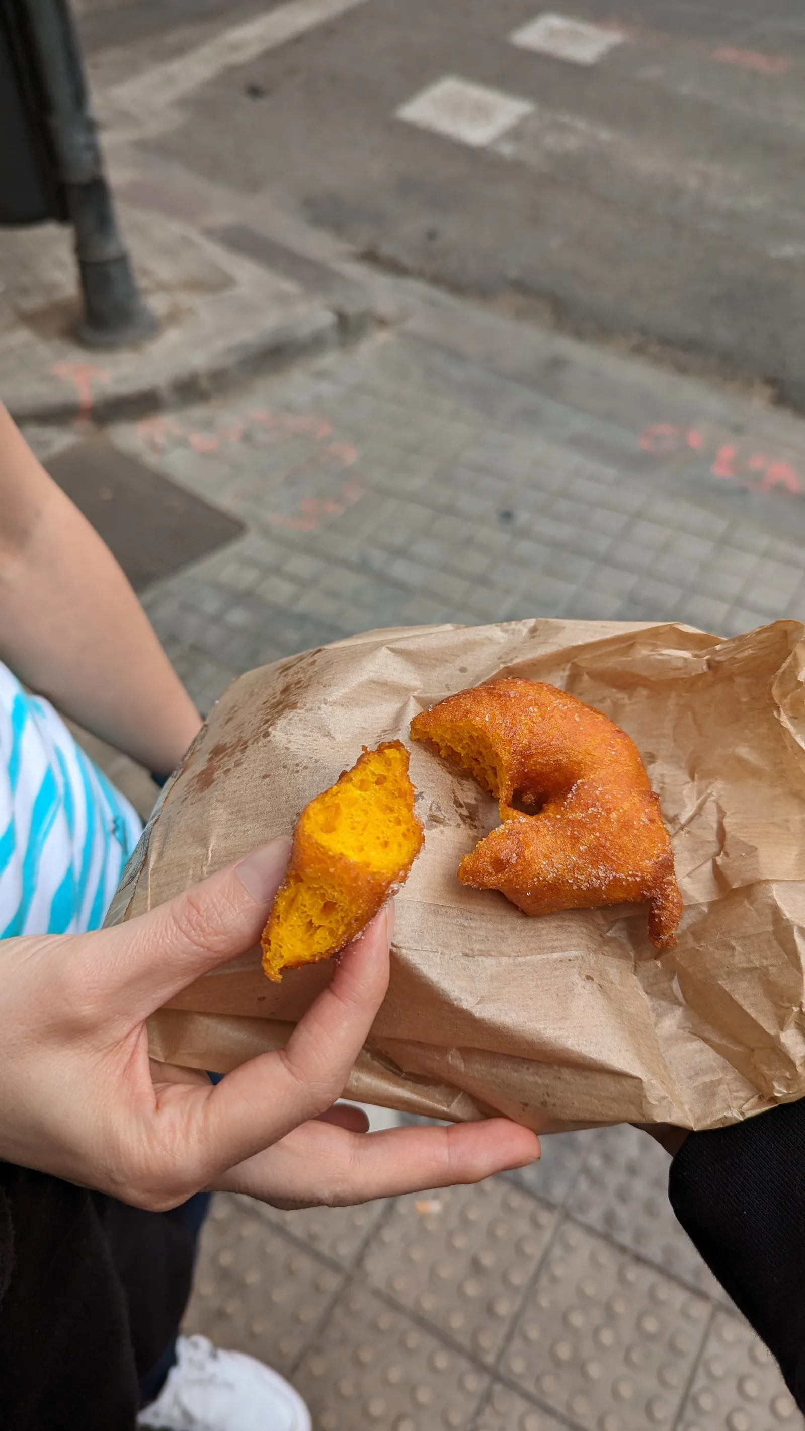 Atmosphere at Vicente Raimundo bakery Valencia — travel photo