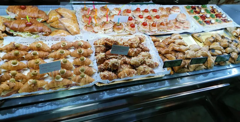 Vicente Raimundo bakery