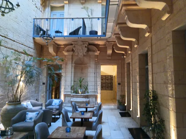66 Saint Paul's Boutique Hotel