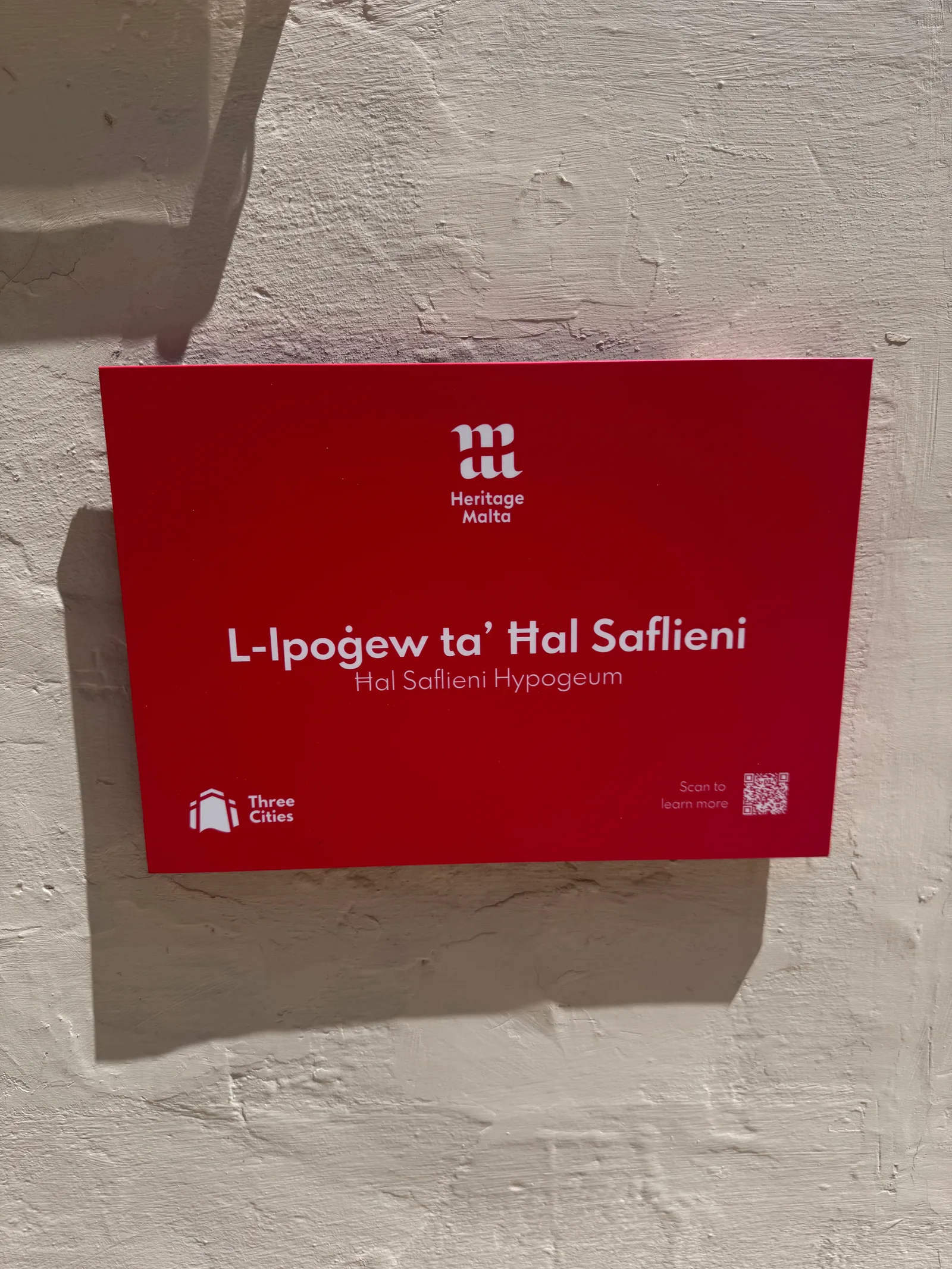 Main view at Ħal Saflieni Hypogeum Valletta — travel photo