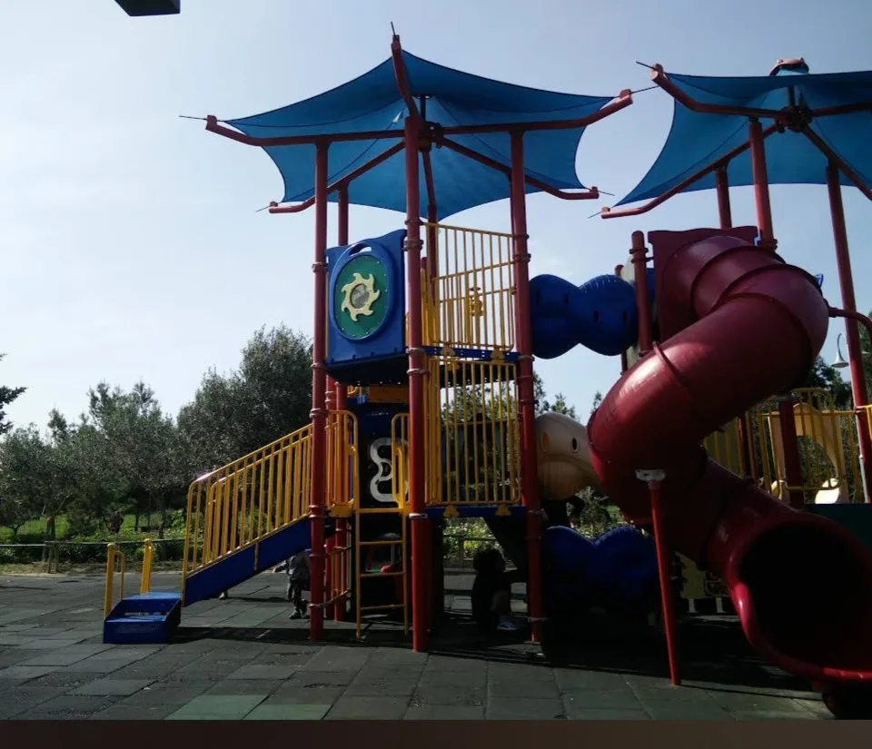 Atmosphere at BOV Adventure Park Valletta — travel photo