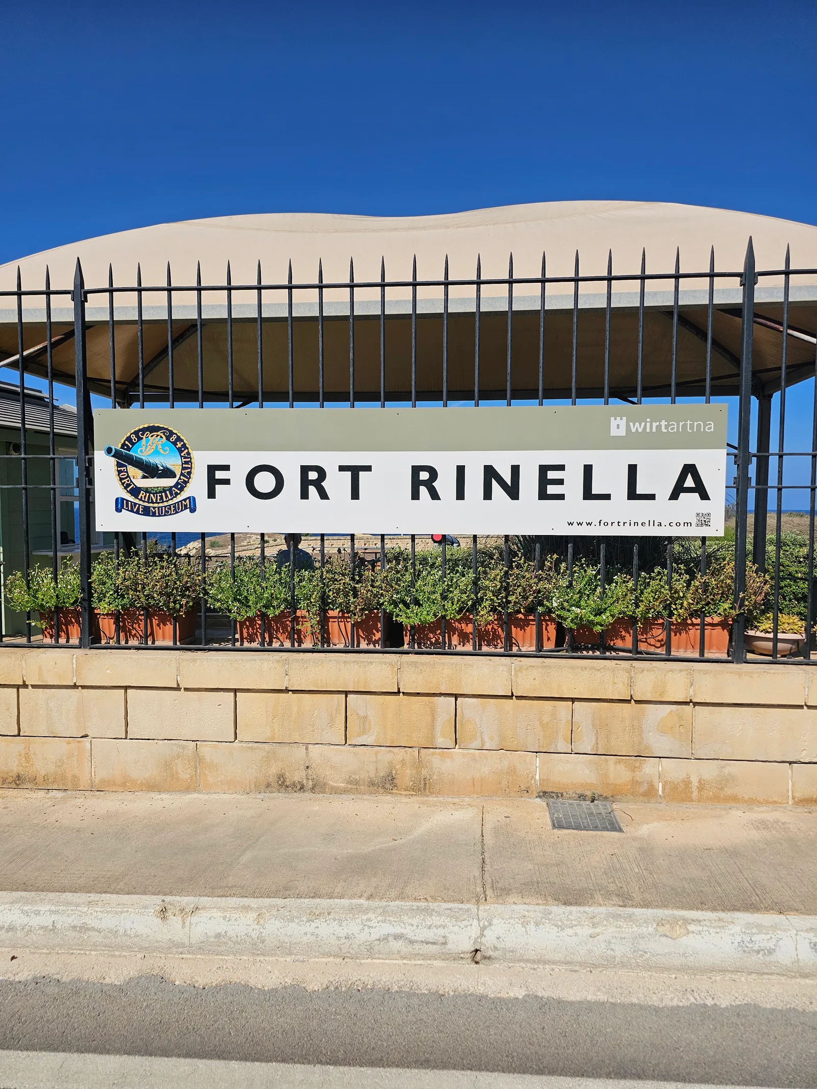 Main view at Fort Rinella Valletta — travel photo