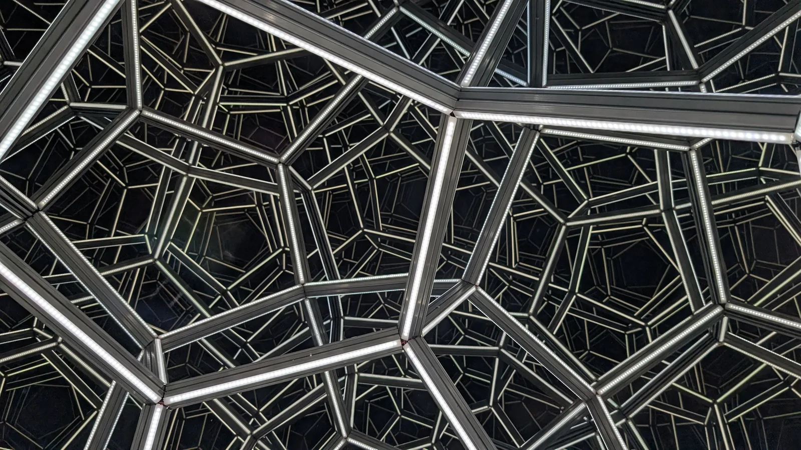 Details at Museum of Illusions Malta Valletta — travel photo