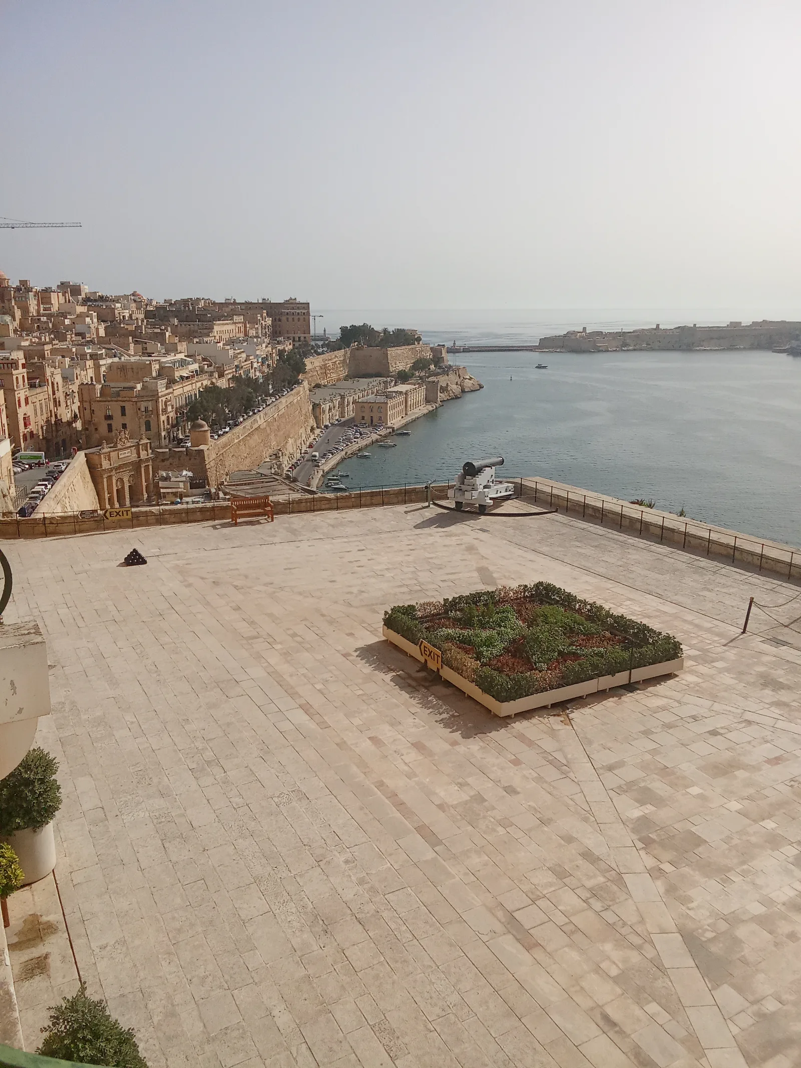Main view at Saluting Battery Valletta — travel photo