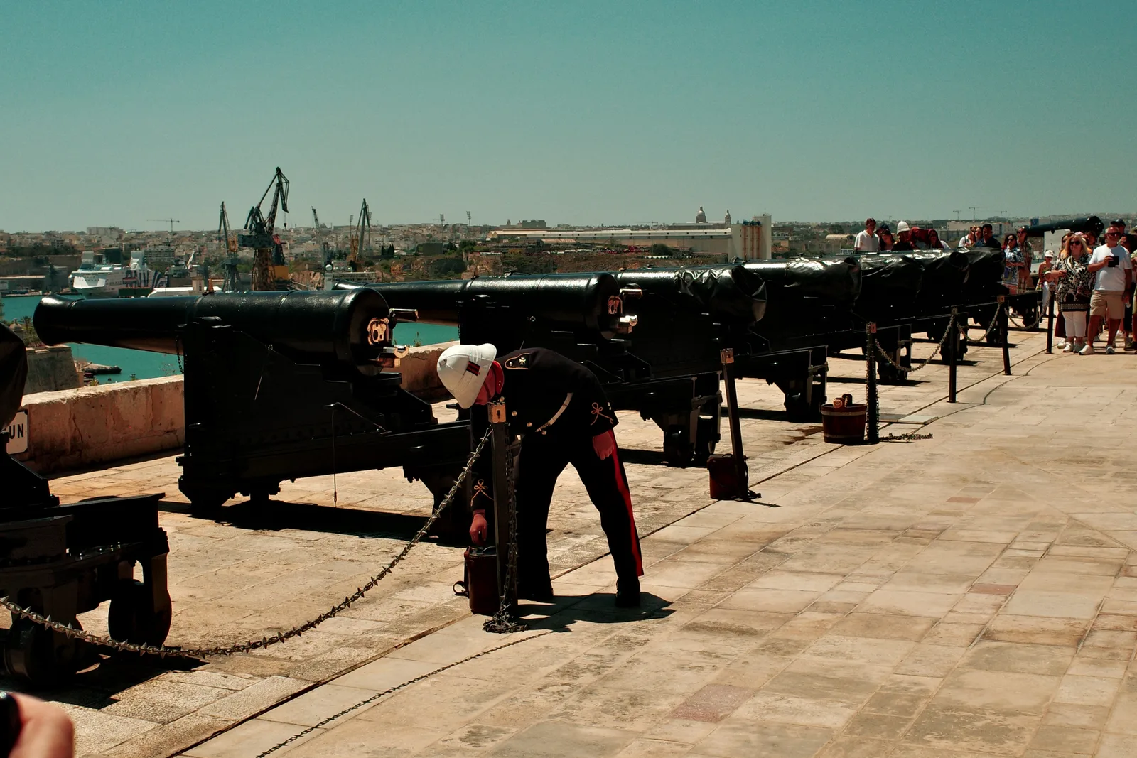 Details at Saluting Battery Valletta — travel photo