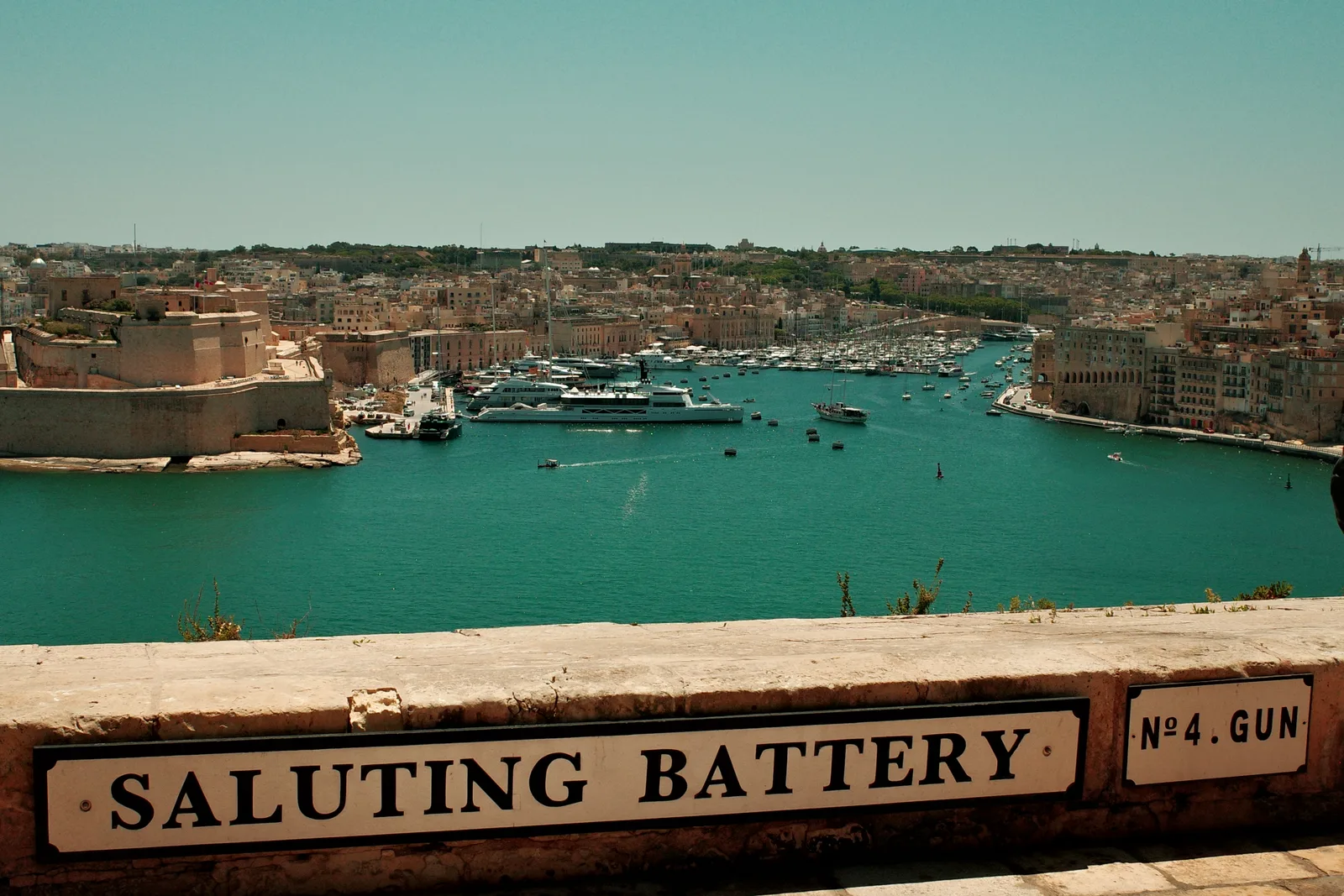 Atmosphere at Saluting Battery Valletta — travel photo