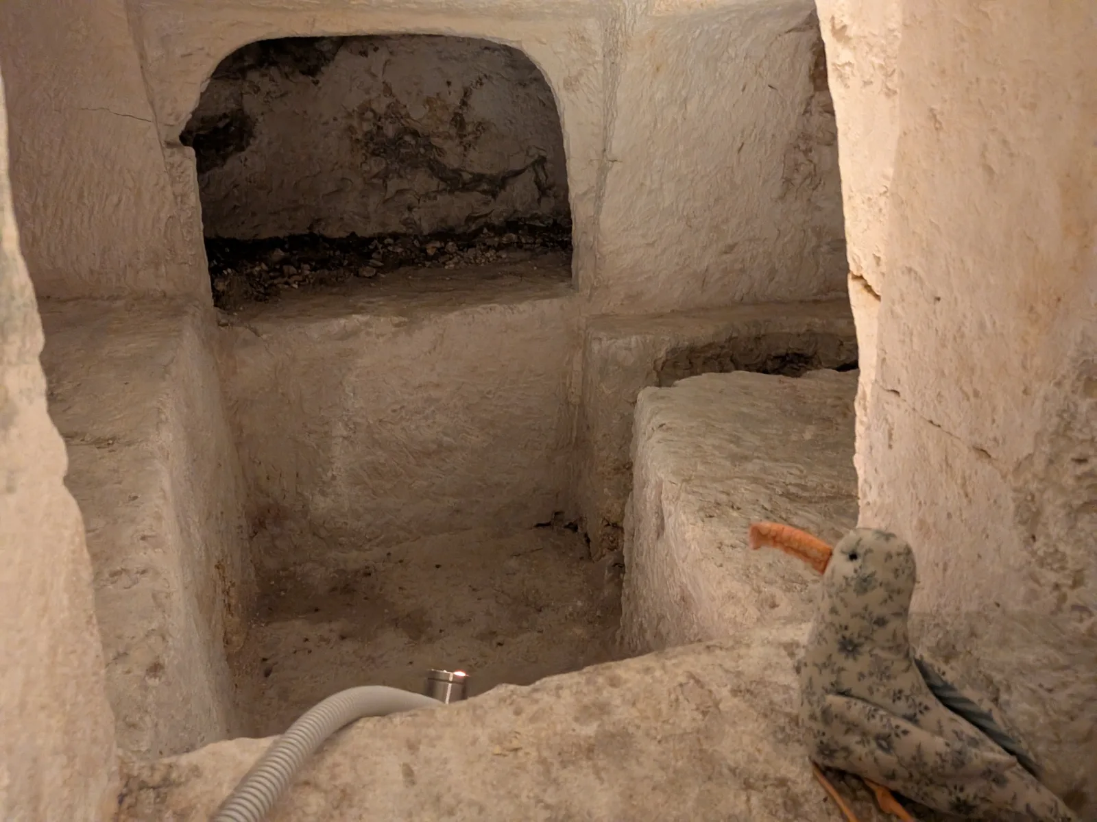 Atmosphere at St Paul’s Catacombs Valletta — travel photo