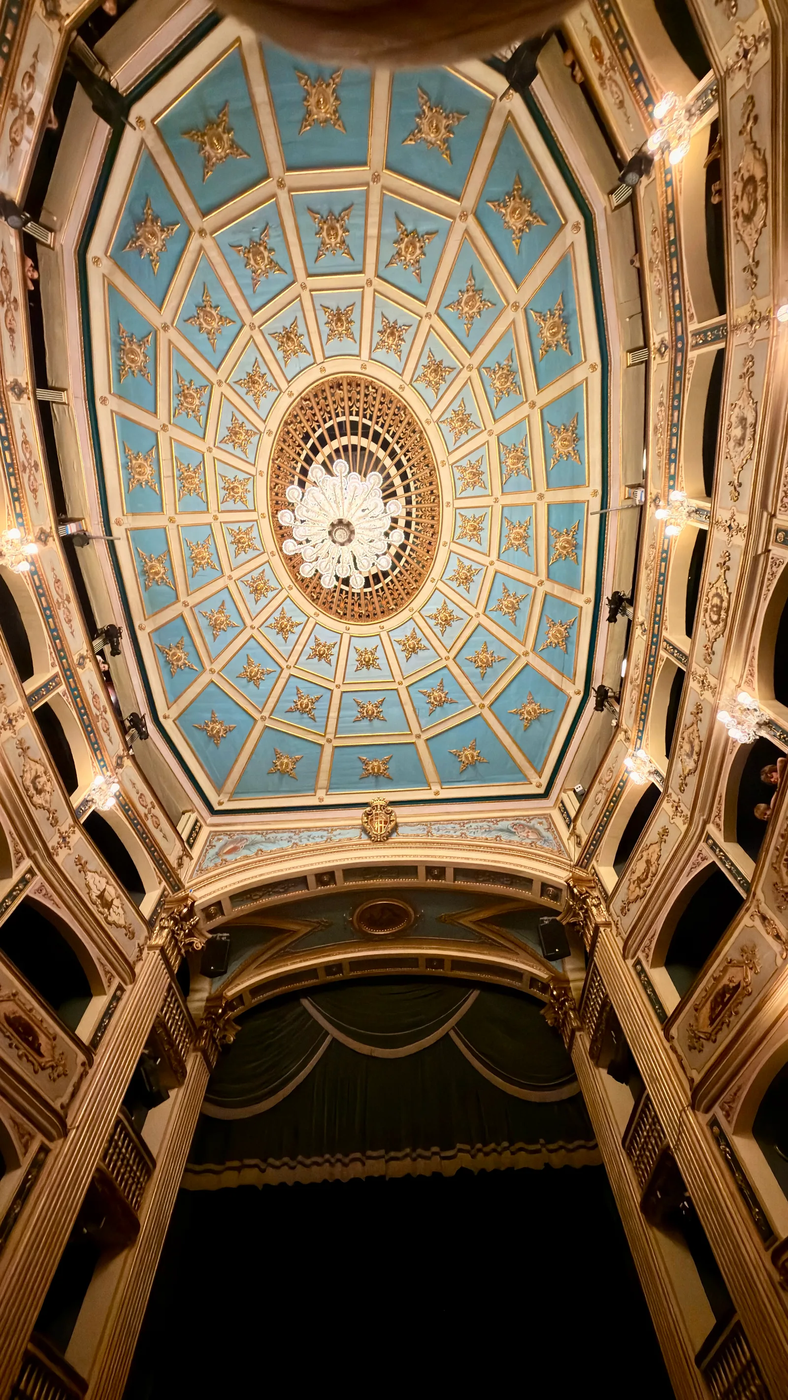 Details at Teatru Manoel Valletta — travel photo