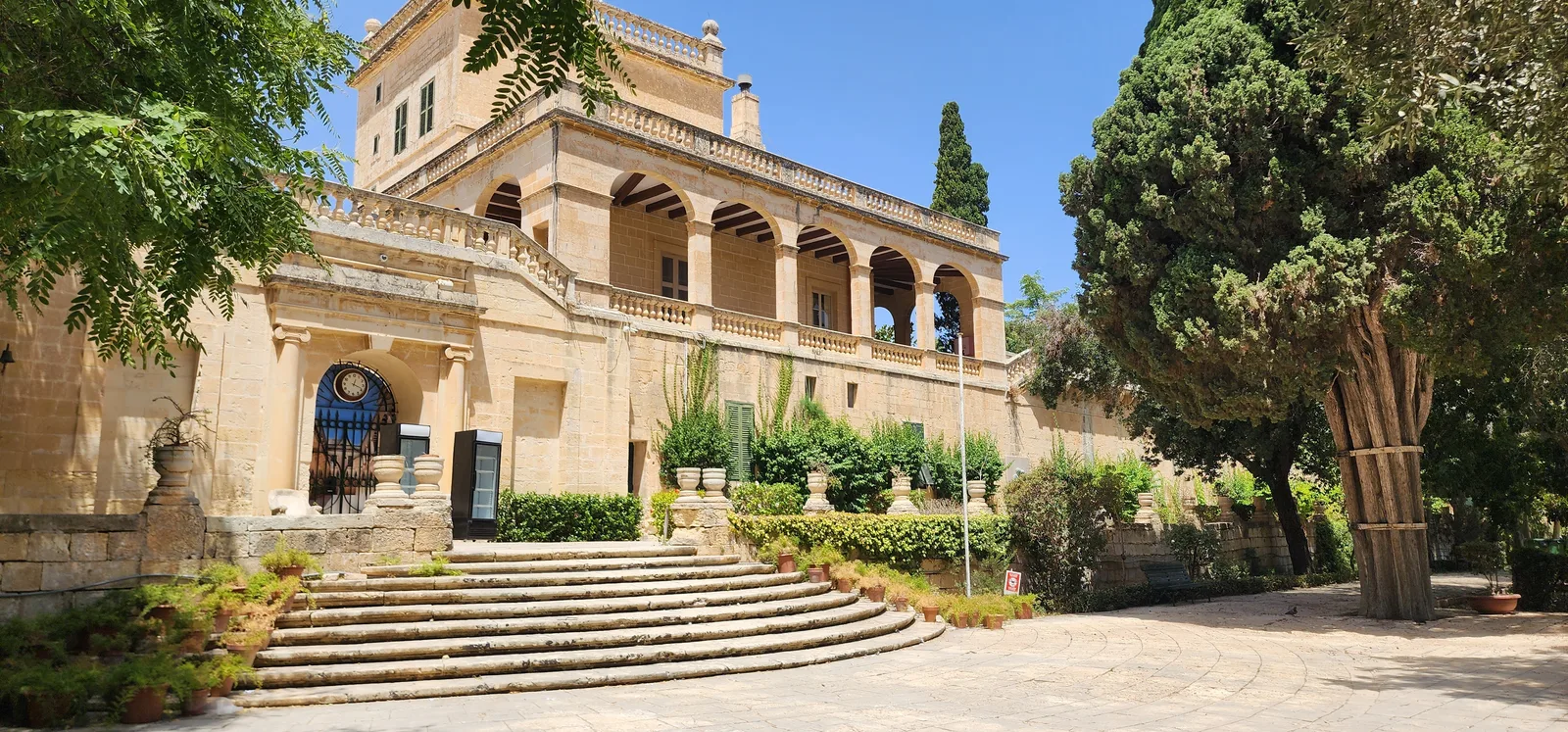 Main view at The Grand Eagle Fountain Valletta — travel photo