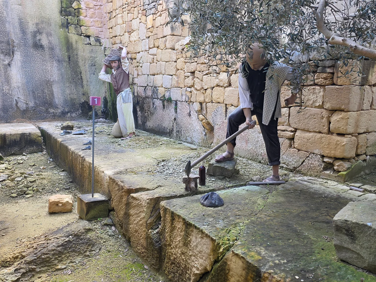Atmosphere at The Limestone Heritage Park & Gardens Valletta — travel photo