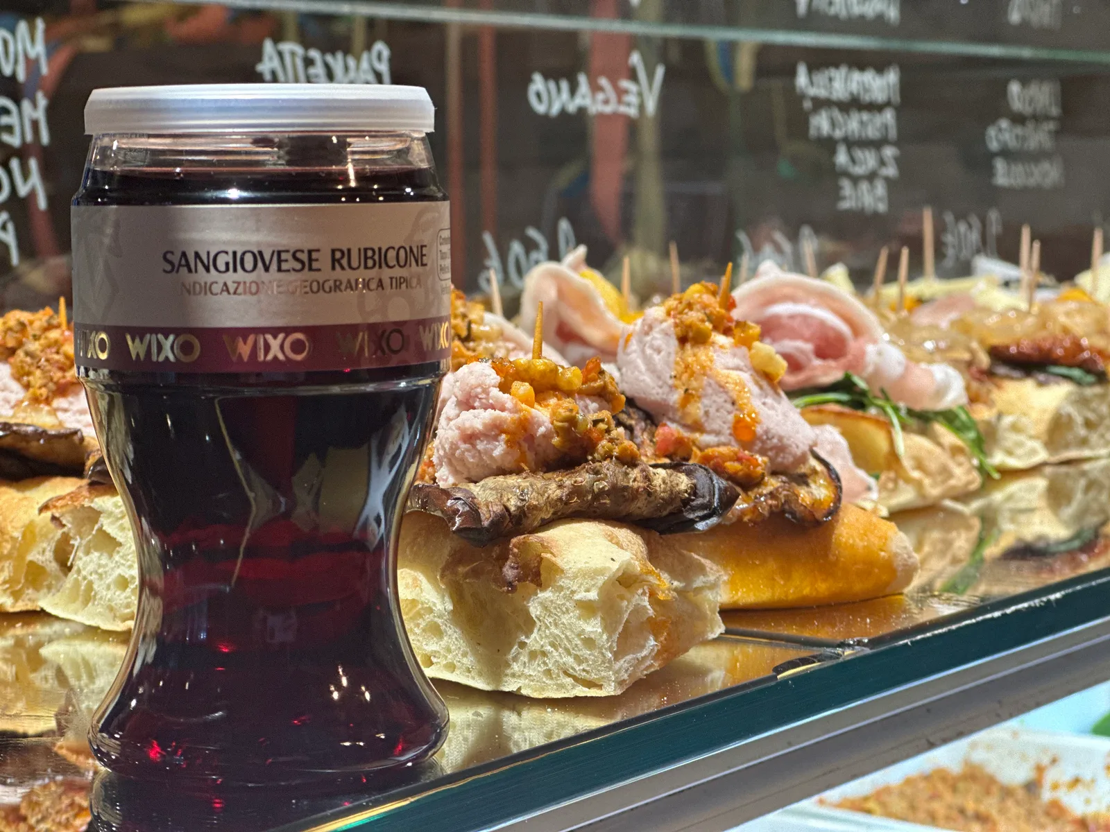 Details at L' Bacaro de' Bischeri Venice — travel photo