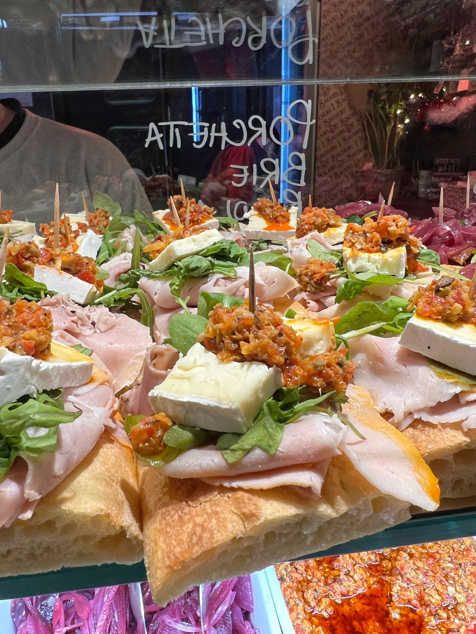 Atmosphere at L' Bacaro de' Bischeri Venice — travel photo