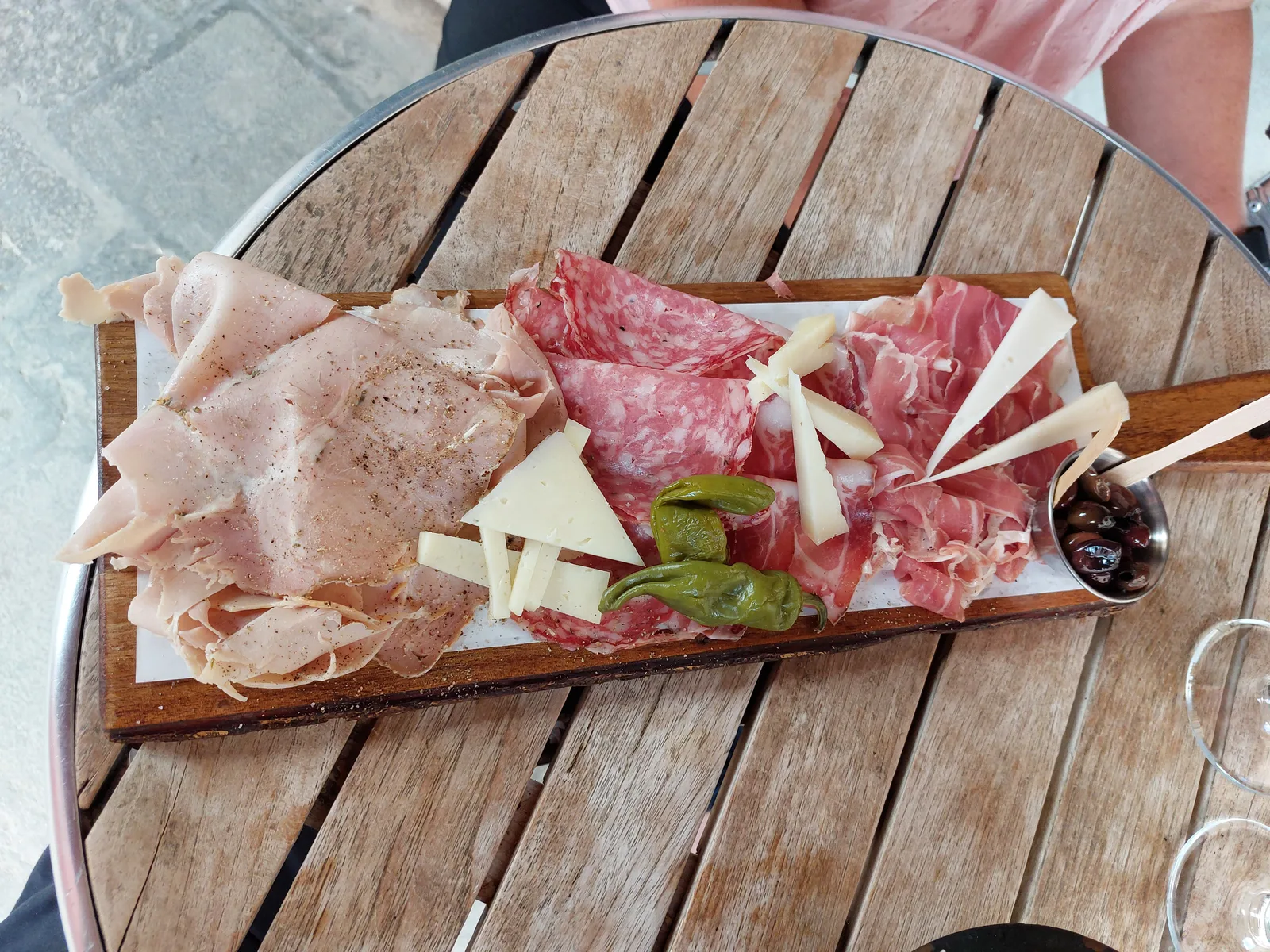 Atmosphere at La Bottiglia Venice — travel photo