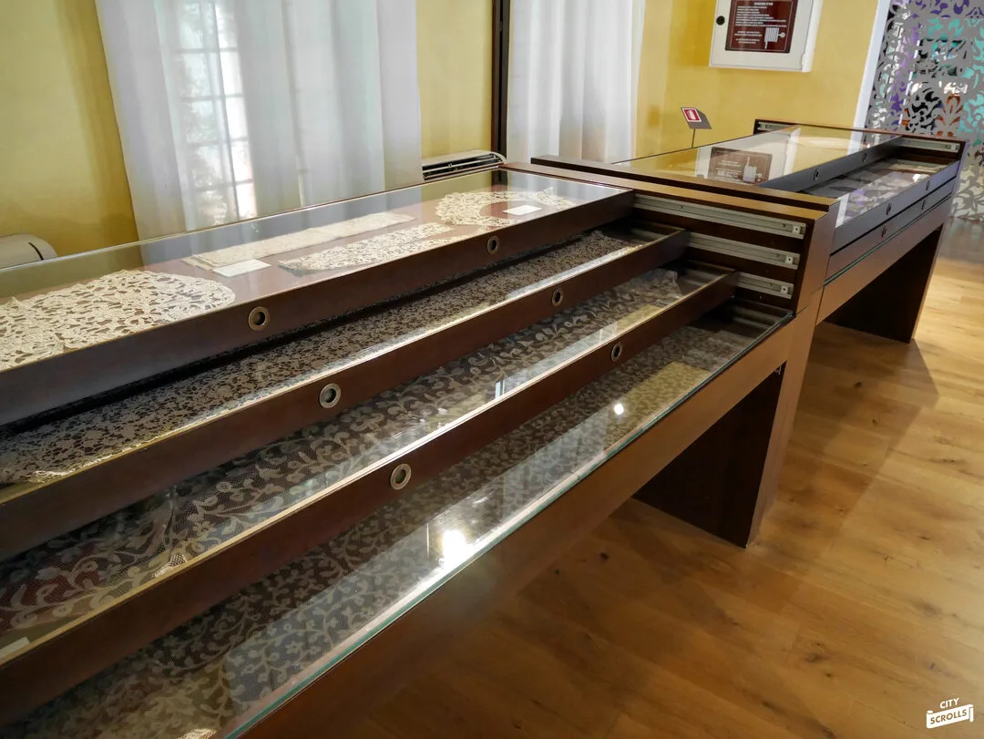 Atmosphere at Lace Museum Venice — travel photo
