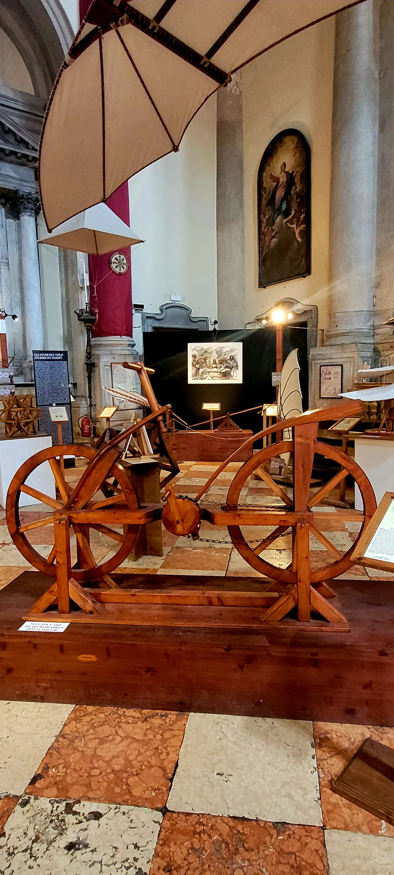 Interior at Leonardo da Vinci: The Exhibition in Venice Venice — travel photo
