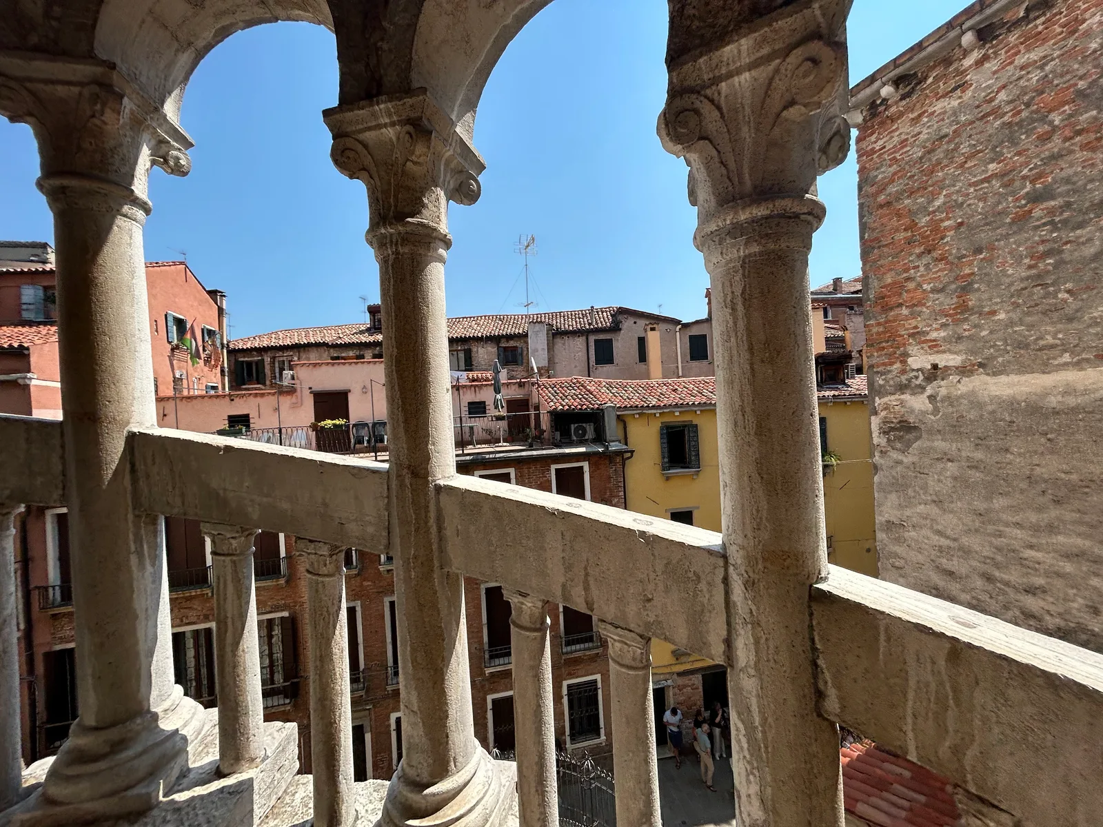 Atmosphere at Palazzo Contarini del Bovolo Venice — travel photo