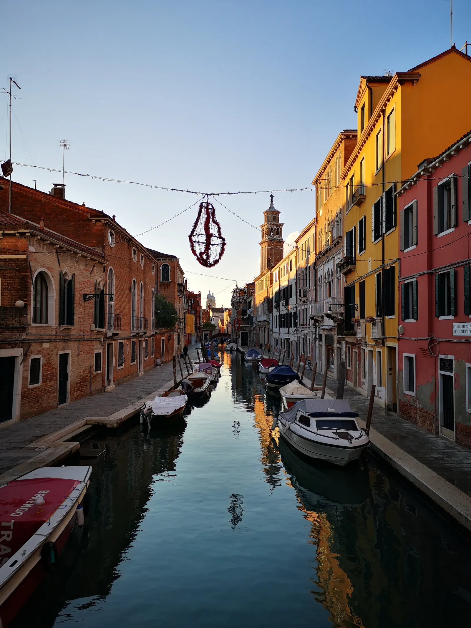 Interior at Ponte dei Pugni Venice — travel photo