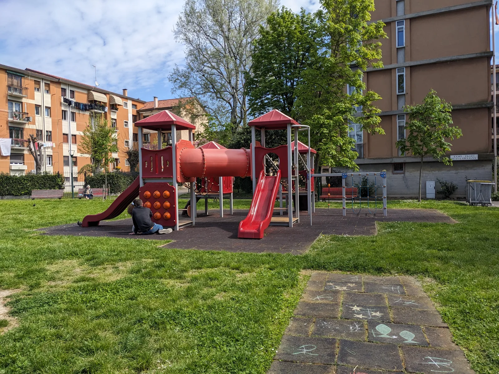 Details at Sacca Fisola playground Venice — travel photo