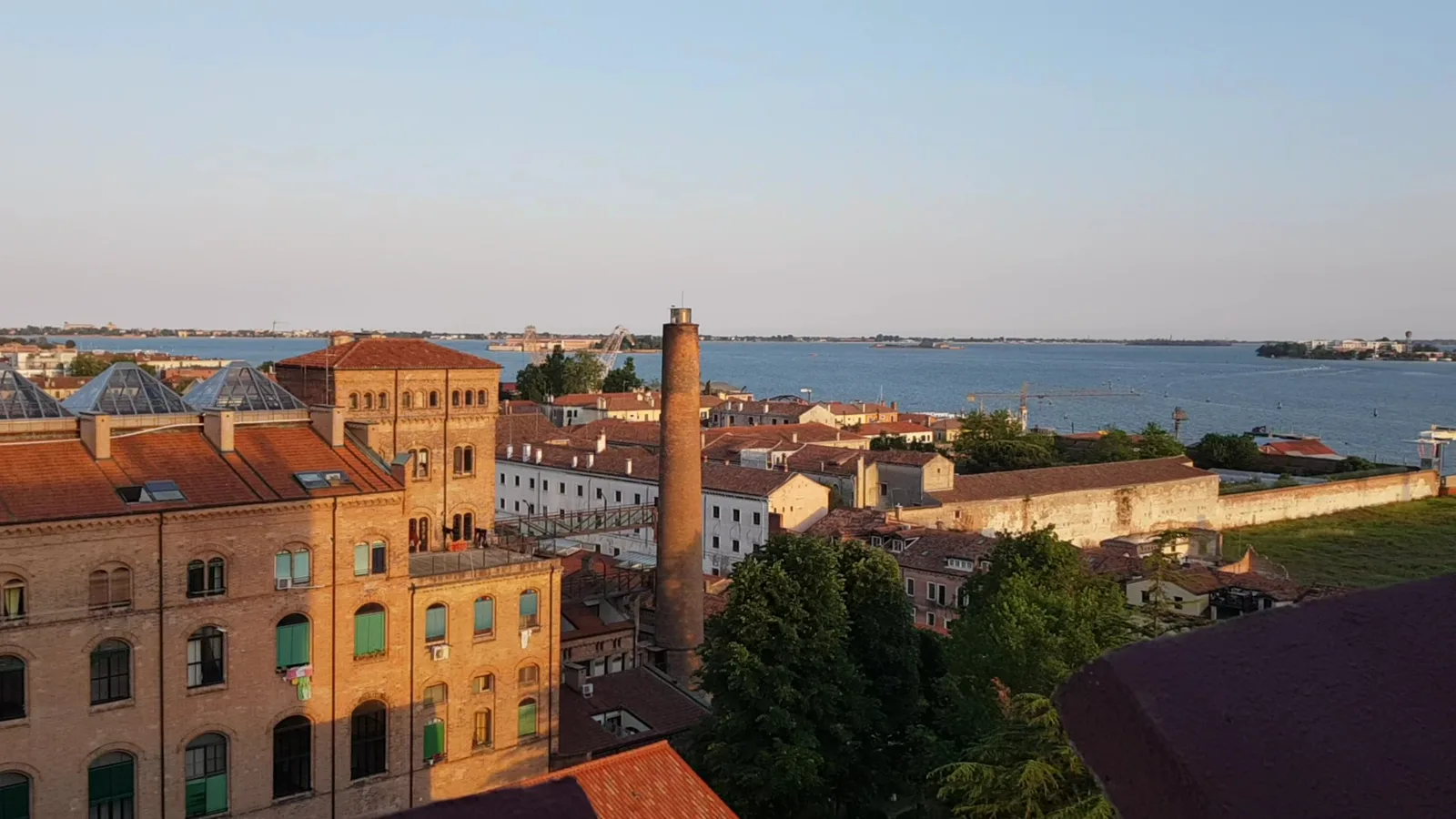 Main view at Skyline Rooftop Bar Venice — travel photo