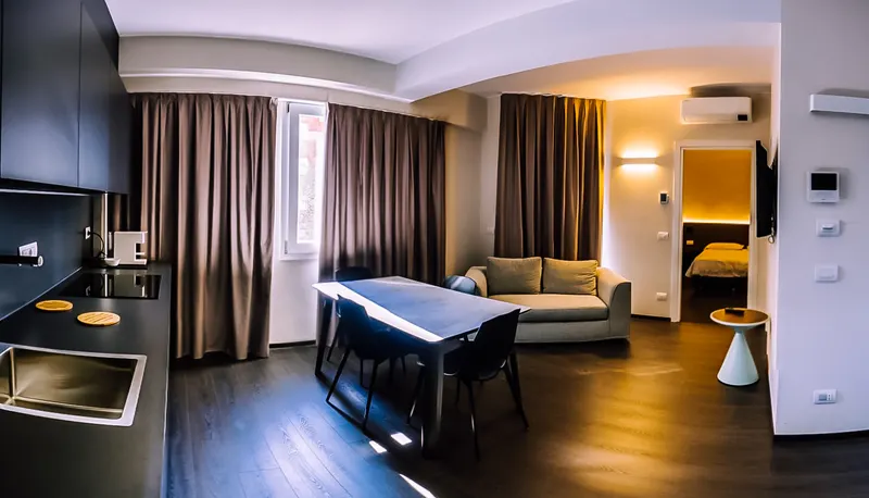 Venice Terminal Apartments & Suites