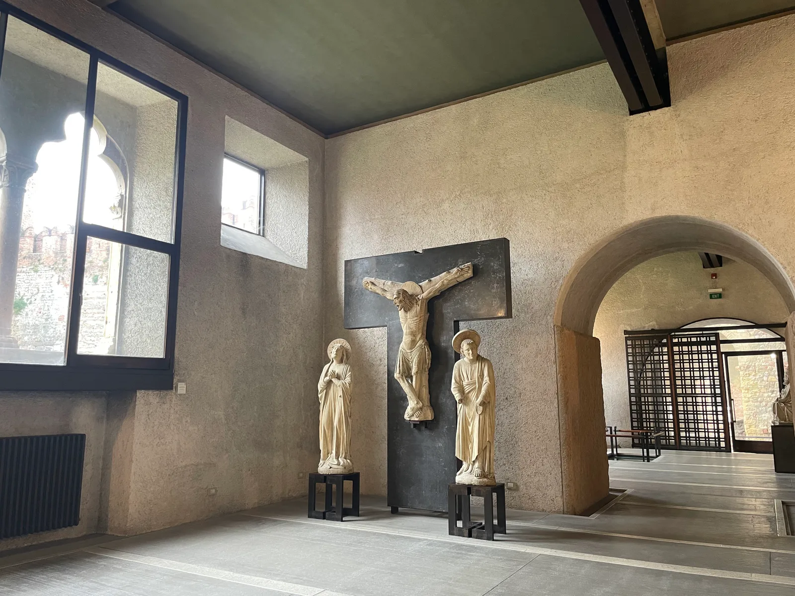 Atmosphere at Castelvecchio Museum Verona — travel photo