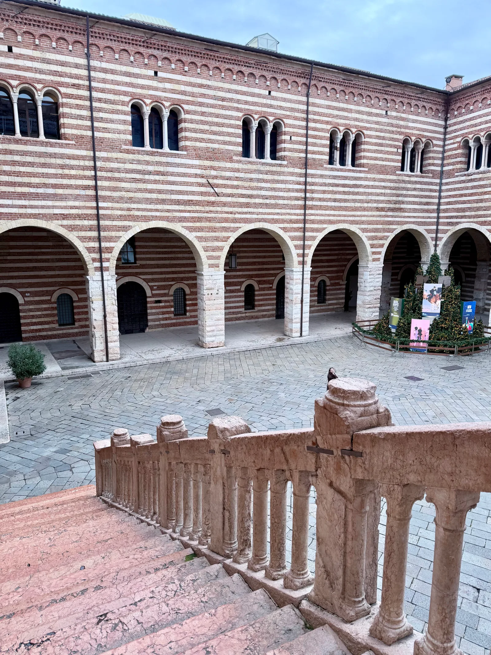 Details at Courtyard Of The Old Market Verona — travel photo