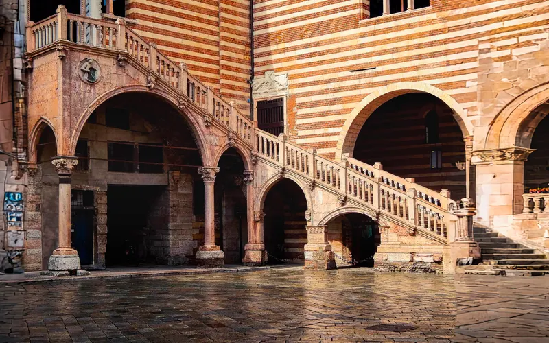 Courtyard Of The Old Market