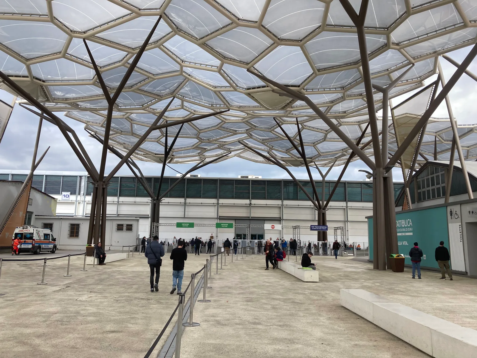 Atmosphere at Fiera Verona Verona — travel photo