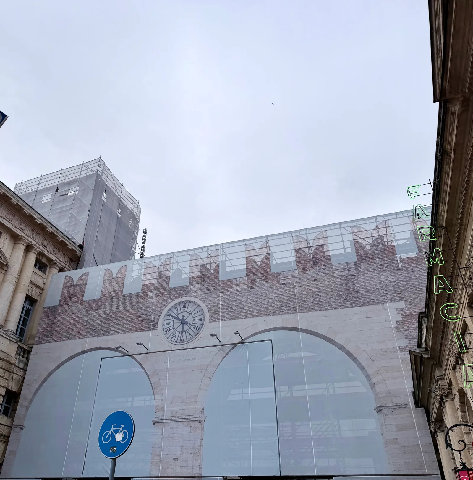 Details at I Portoni della Bra Verona — travel photo