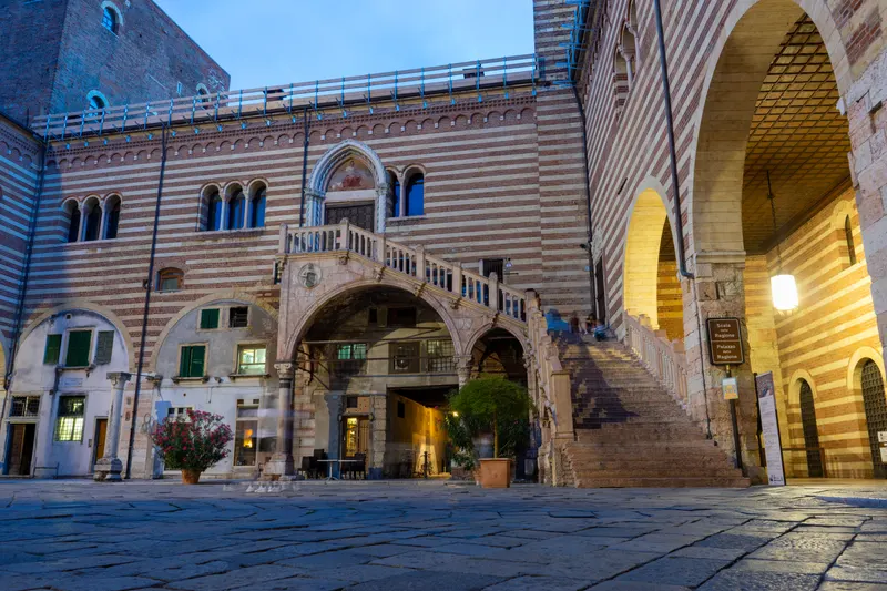 Palazzo della Ragione — Museum in Verona