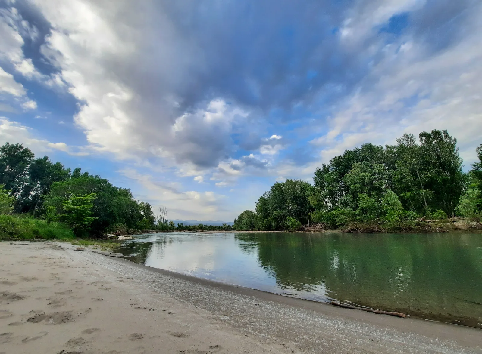 Main view at Parco Pontoncello Verona — travel photo