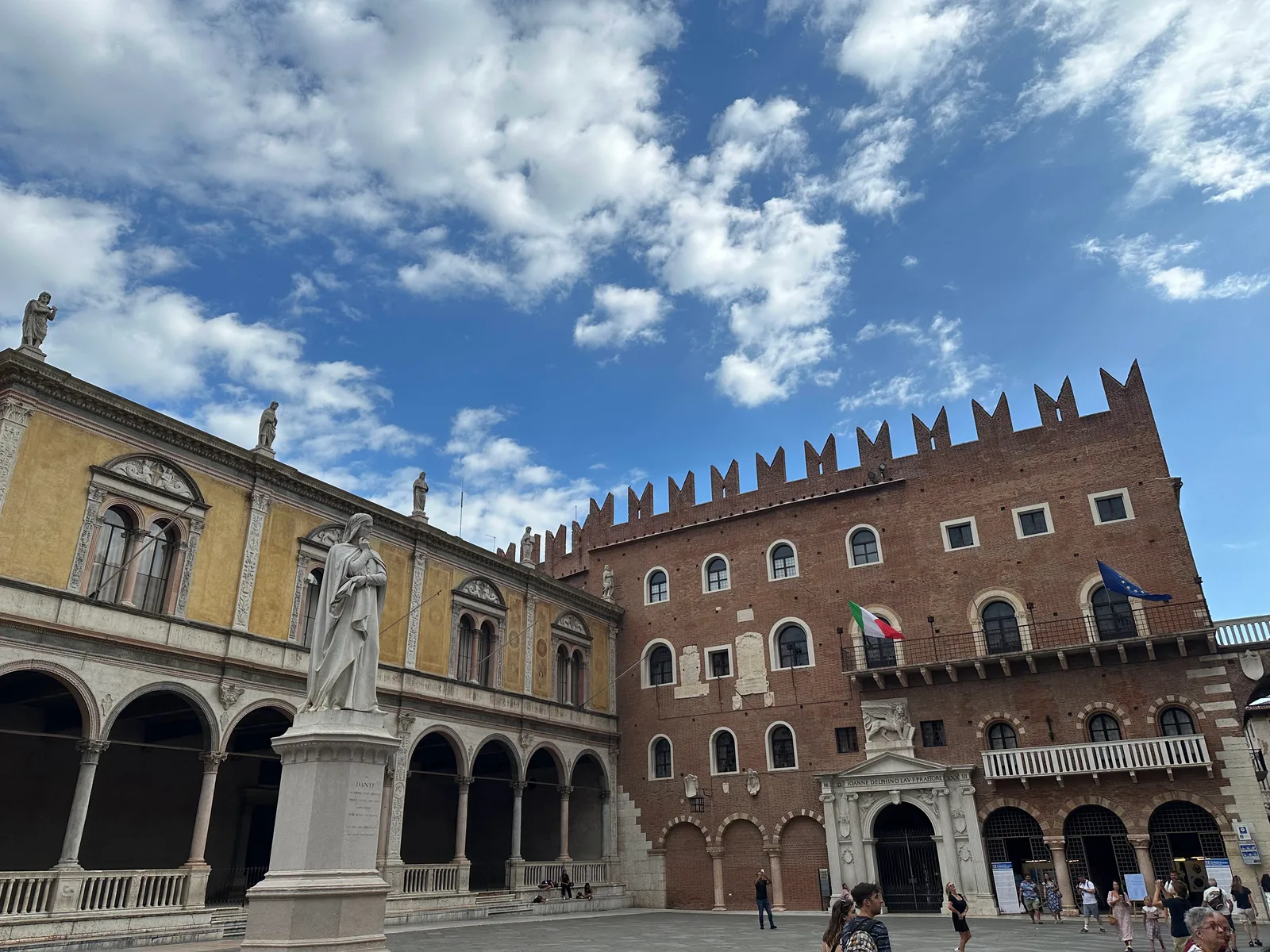 Main view at Piazza dei Signori Verona — travel photo