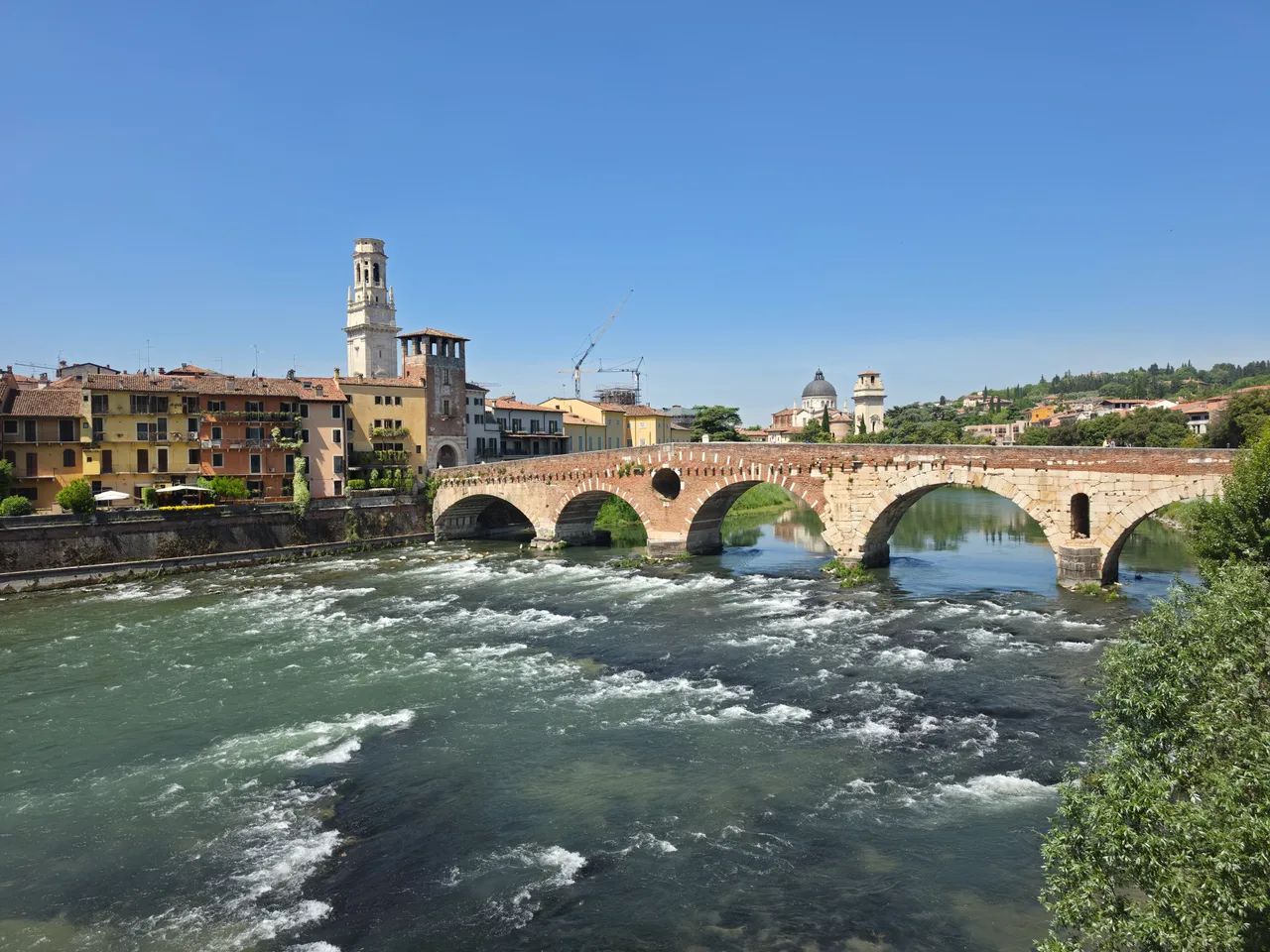 Ponte Pietra — rainy day guide Verona