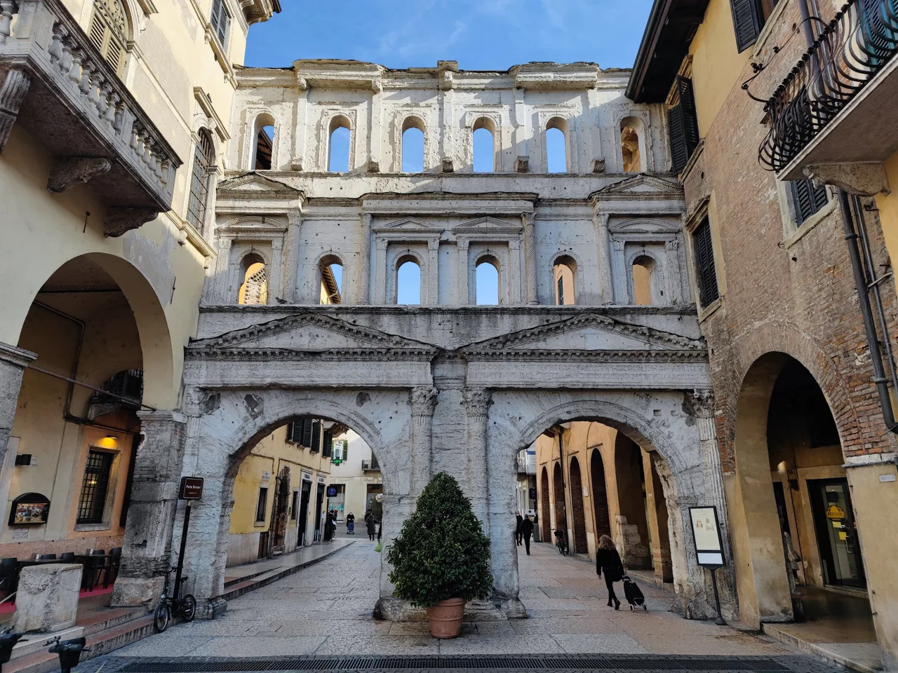 Porta Borsari