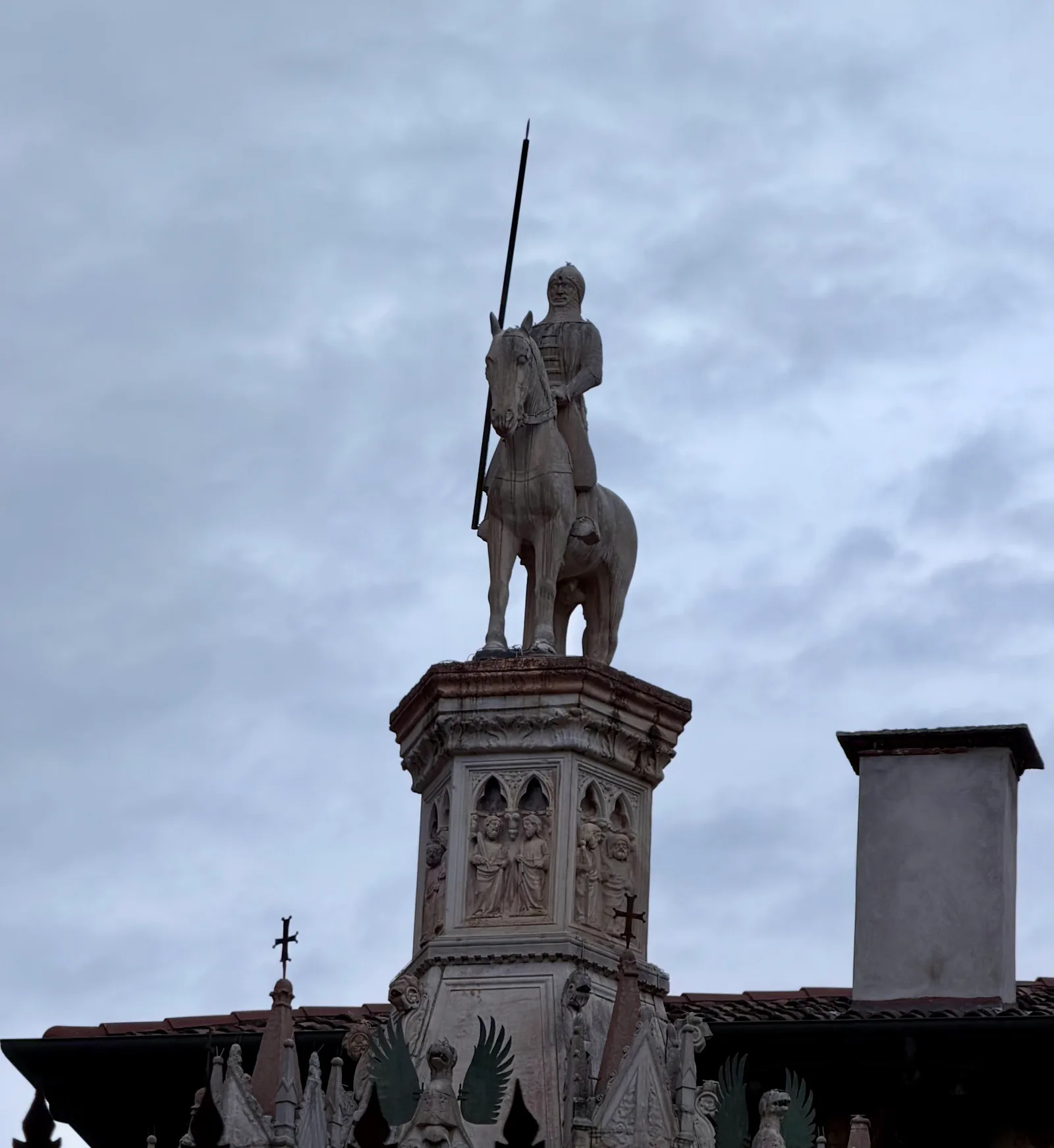 Details at Scaliger Tombs Verona — travel photo