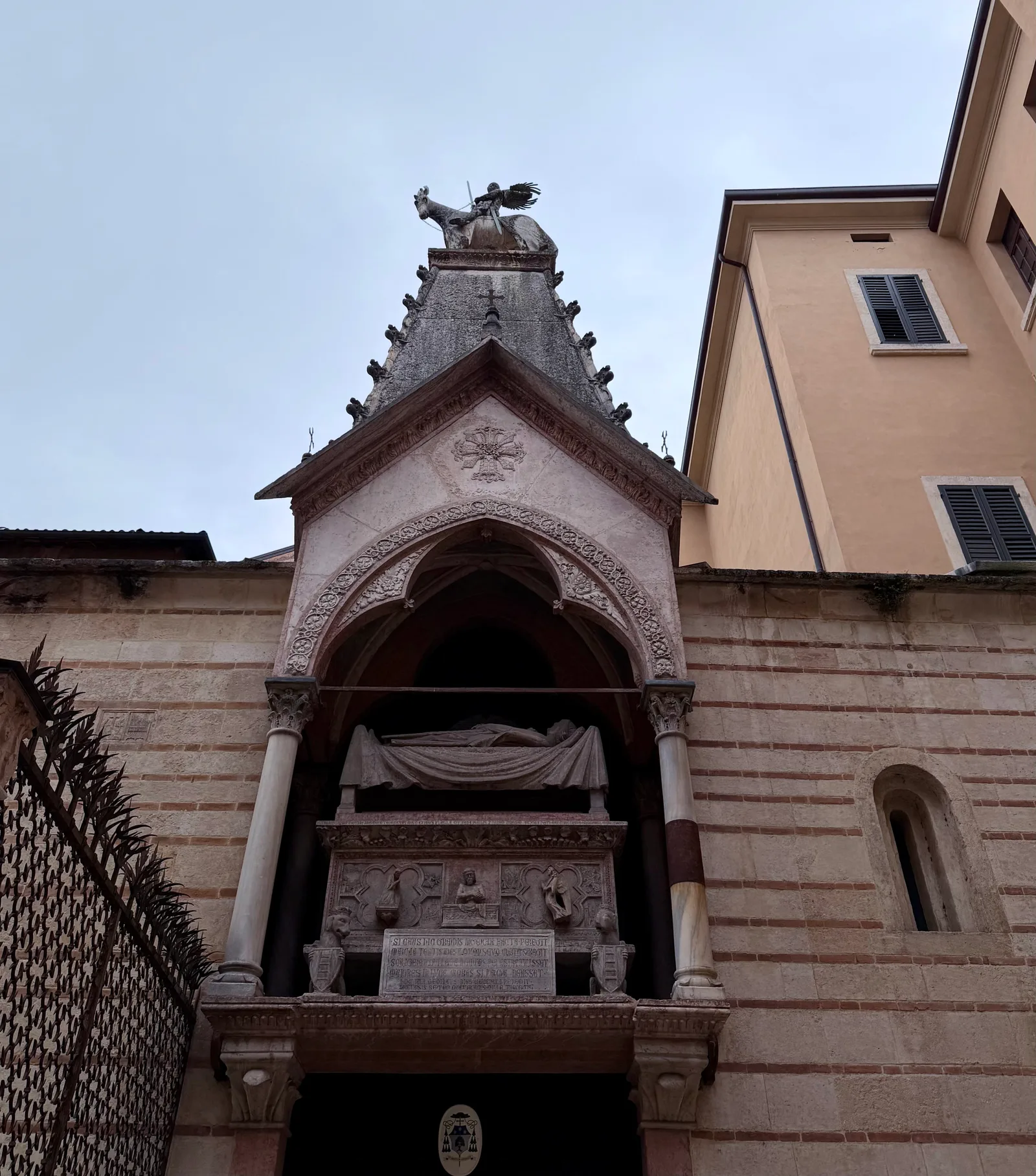 Atmosphere at Scaliger Tombs Verona — travel photo