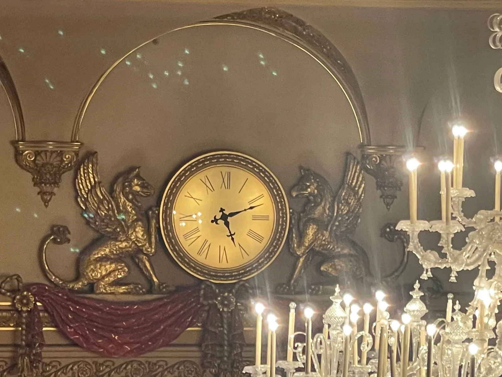 Details at Teatro Filarmonico Verona — travel photo