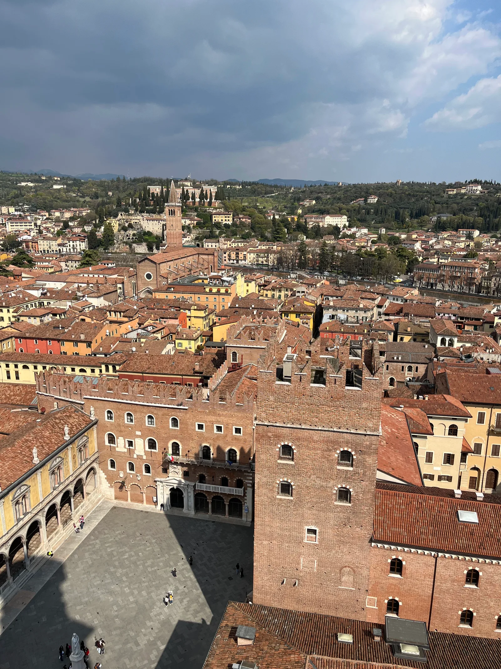 Atmosphere at Torre dei Lamberti Verona — travel photo