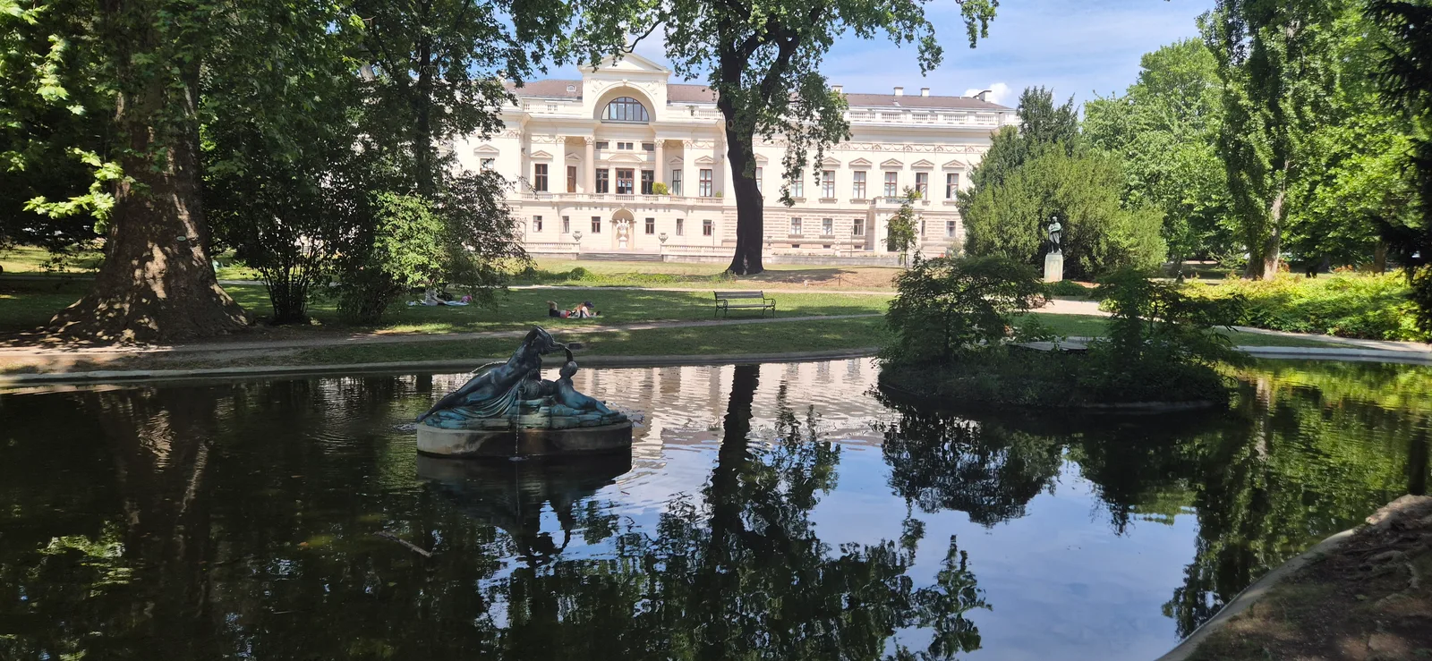 Interior at Gartenpalais Liechtenstein Vienna — travel photo
