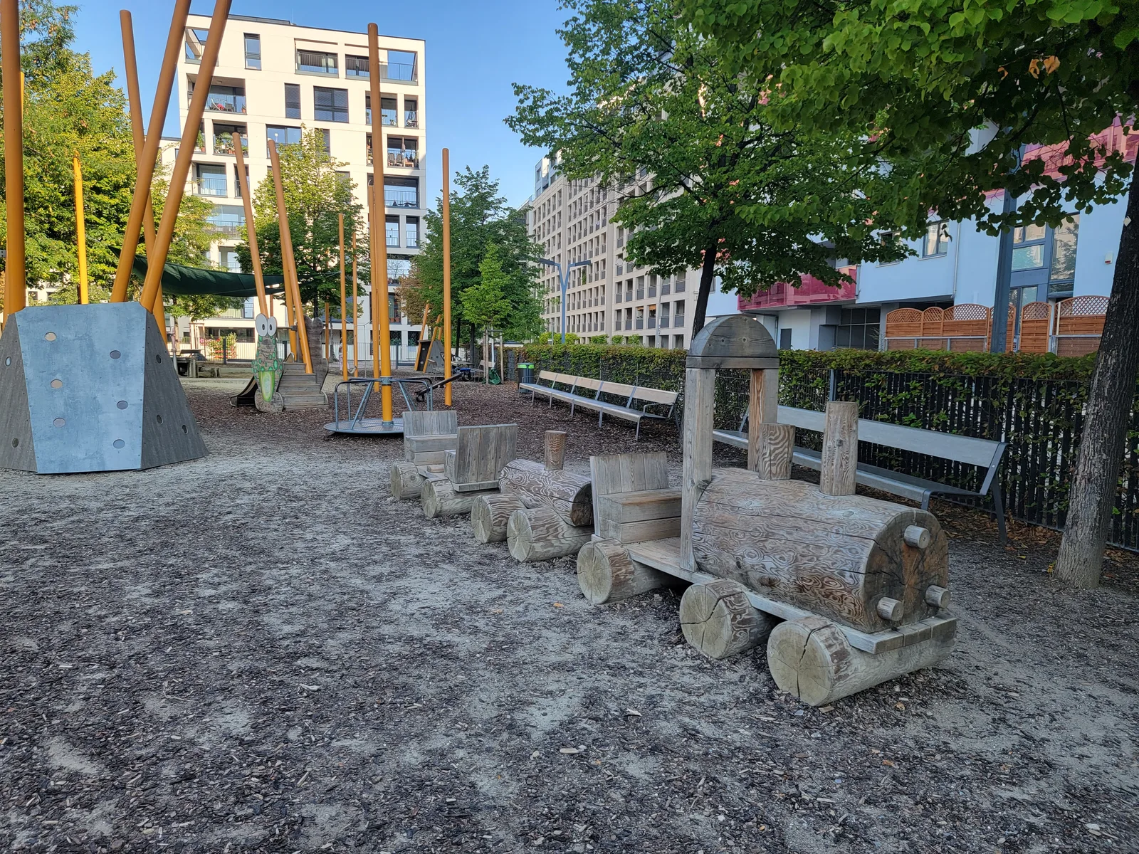 Atmosphere at Rudolf-Bednar-Park Vienna — travel photo