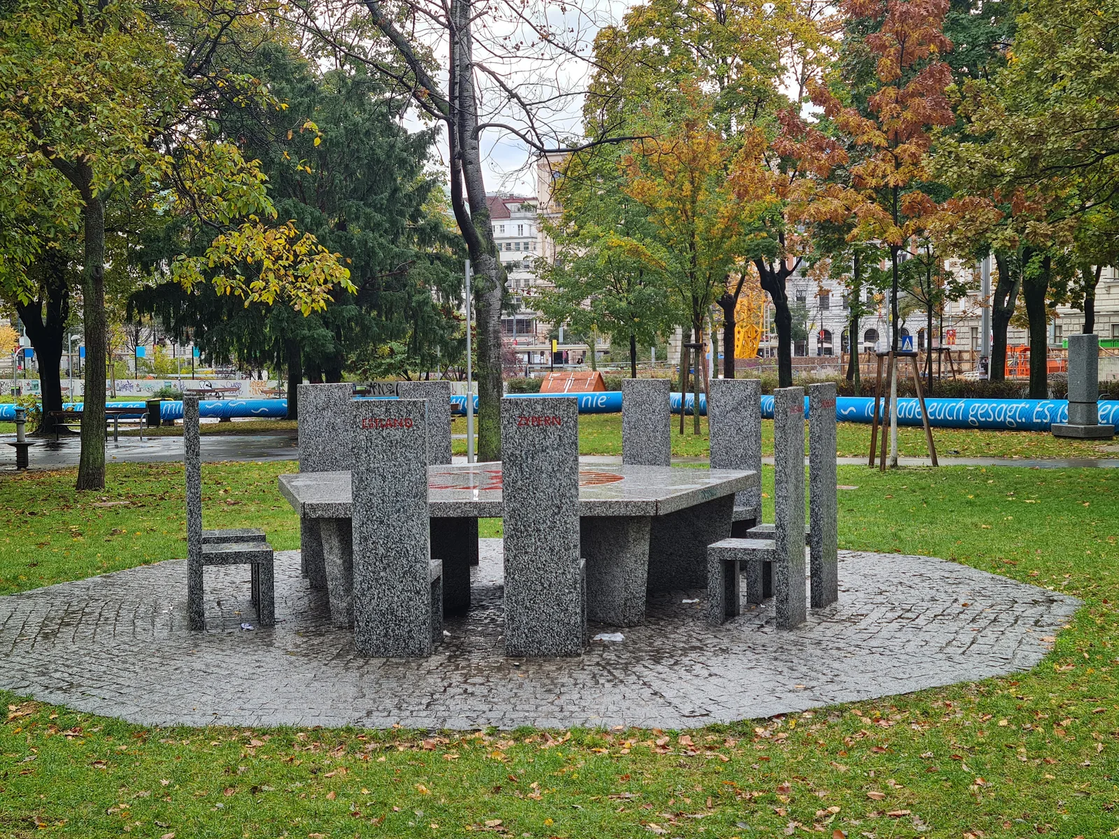 Details at Votiv Park Vienna — travel photo