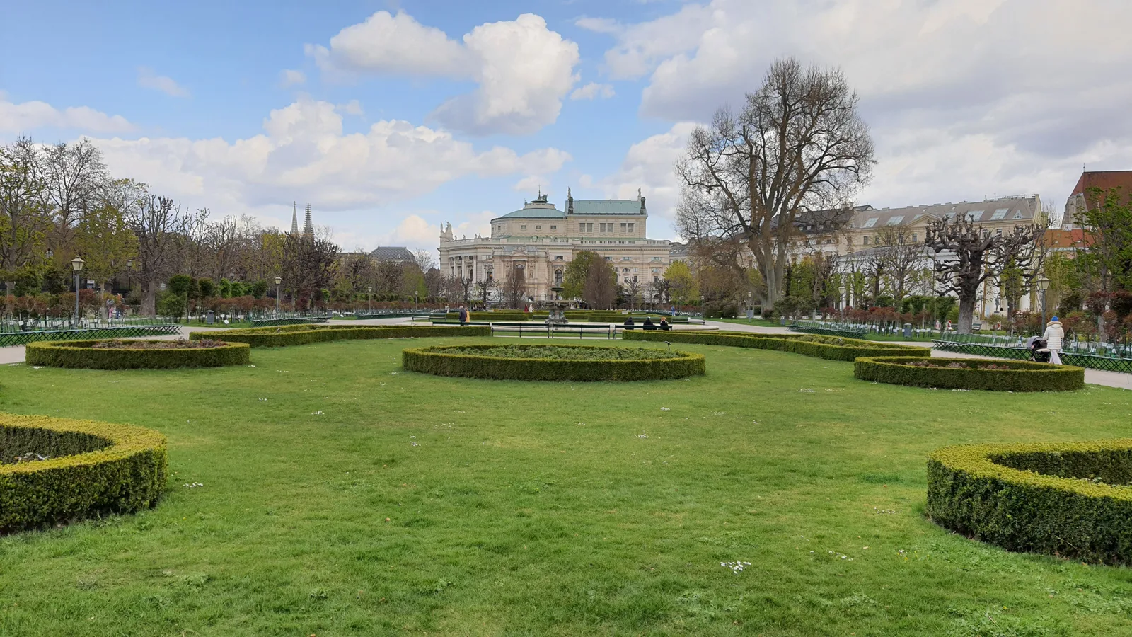 Atmosphere at Weltmuseum Wien Vienna — travel photo