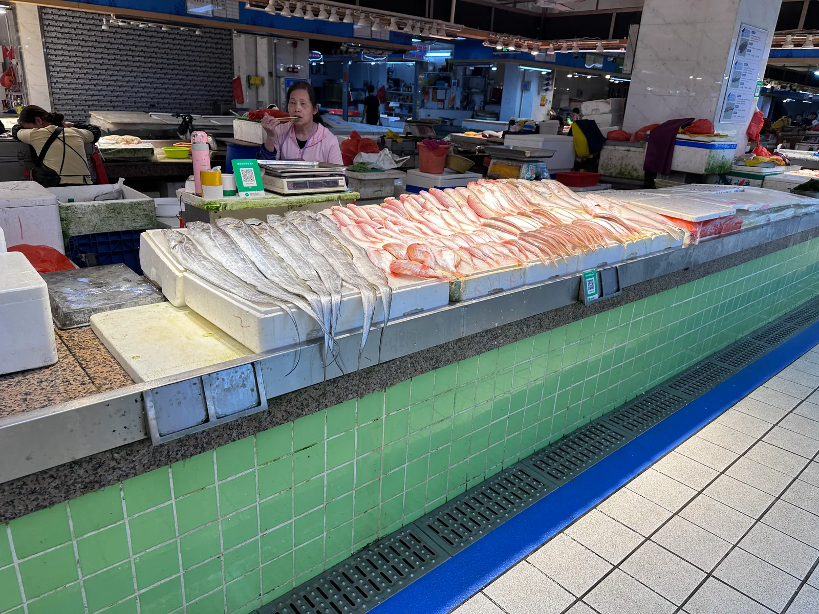 Details at Chaoyang Market Zhuhai — travel photo