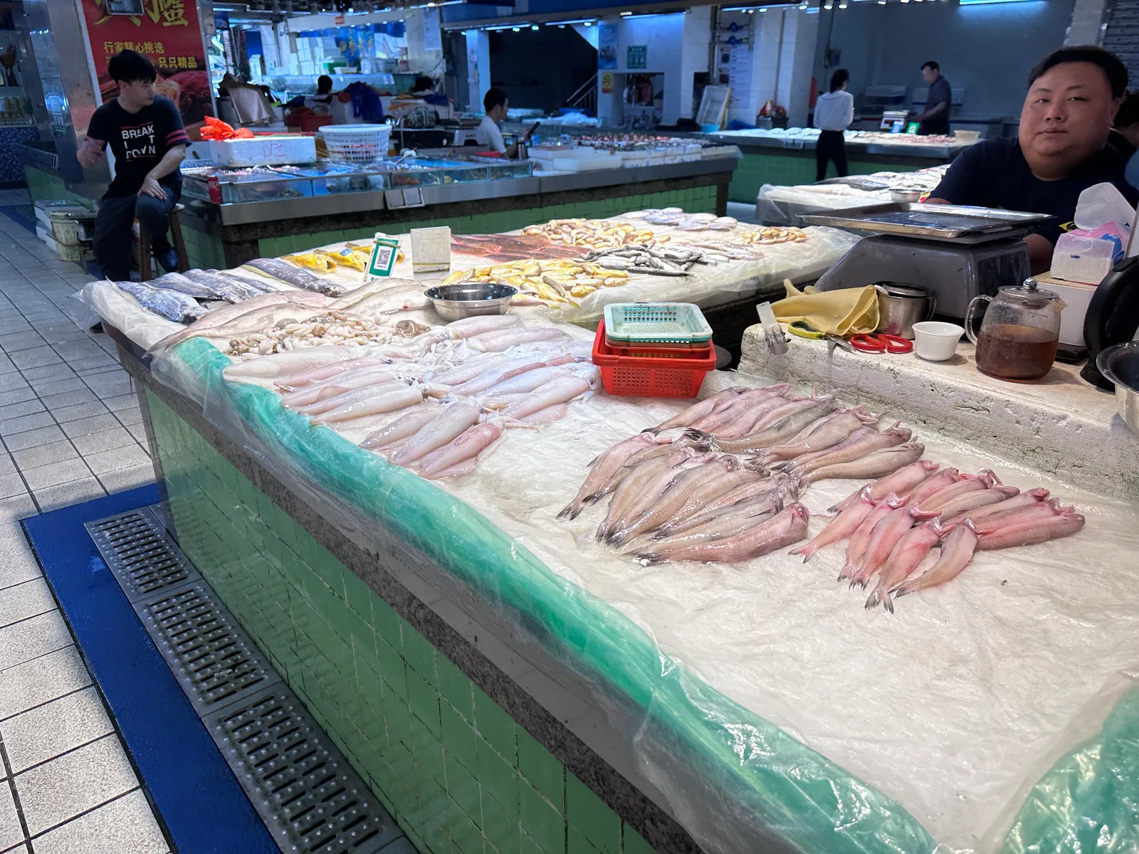 Atmosphere at Chaoyang Market Zhuhai — travel photo