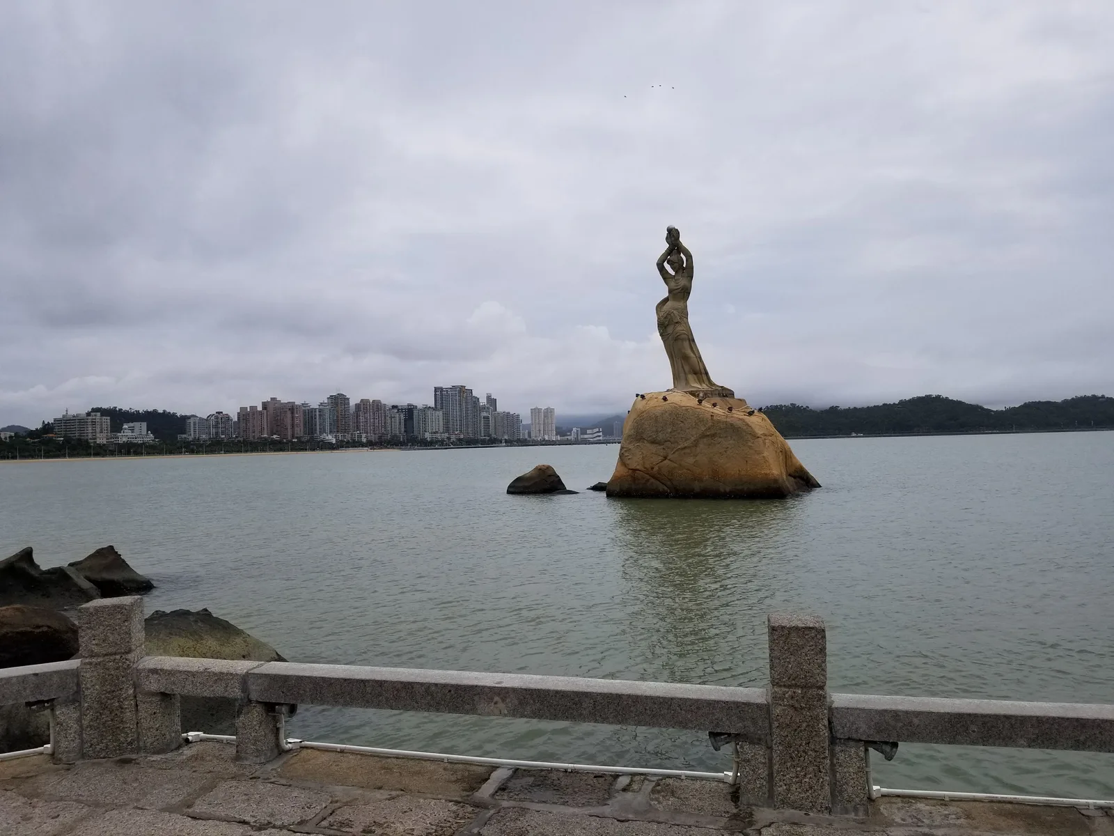 Main view at Jingshan Park Zhuhai — travel photo